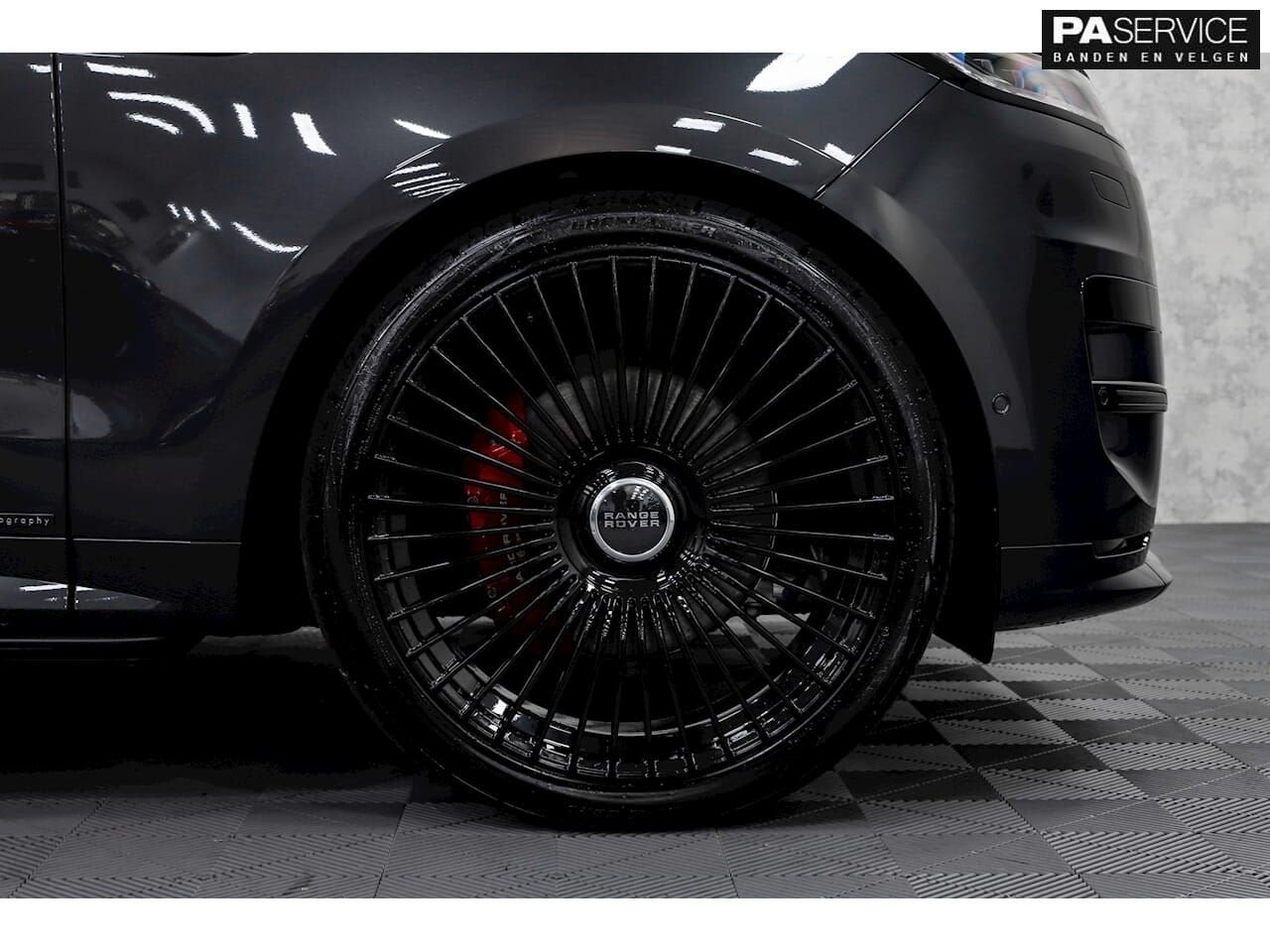 Nw 22 inch Gloss Black Land Rover Defender incl Vredestein, Neuf, Pneus et Jantes, 4 Saisons, 285 mm