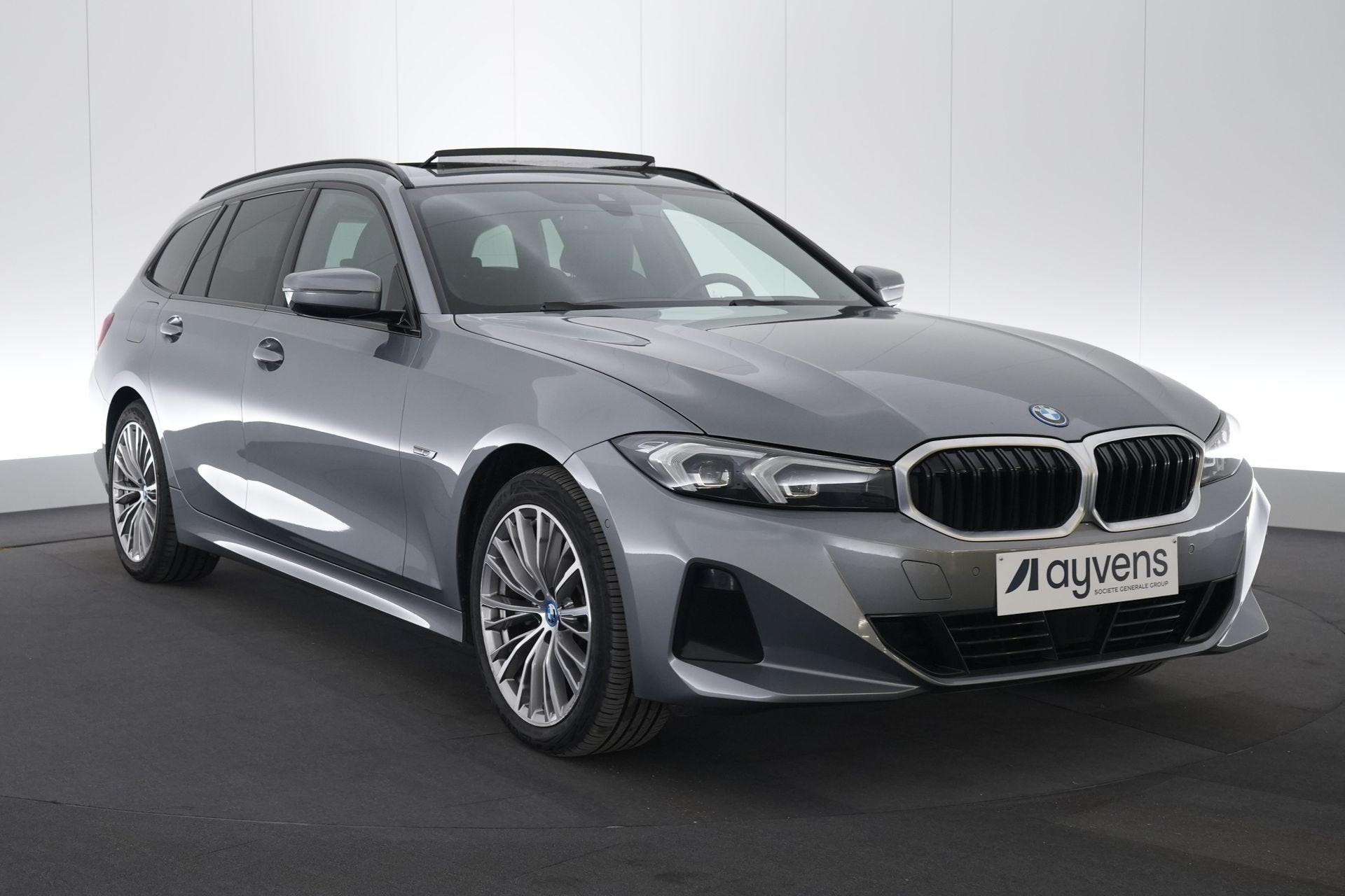(2CTV340) BMW 3 SERIES TOURING, Auto's, BMW, Automaat, 1998 cc, Achterwielaandrijving, Gebruikt