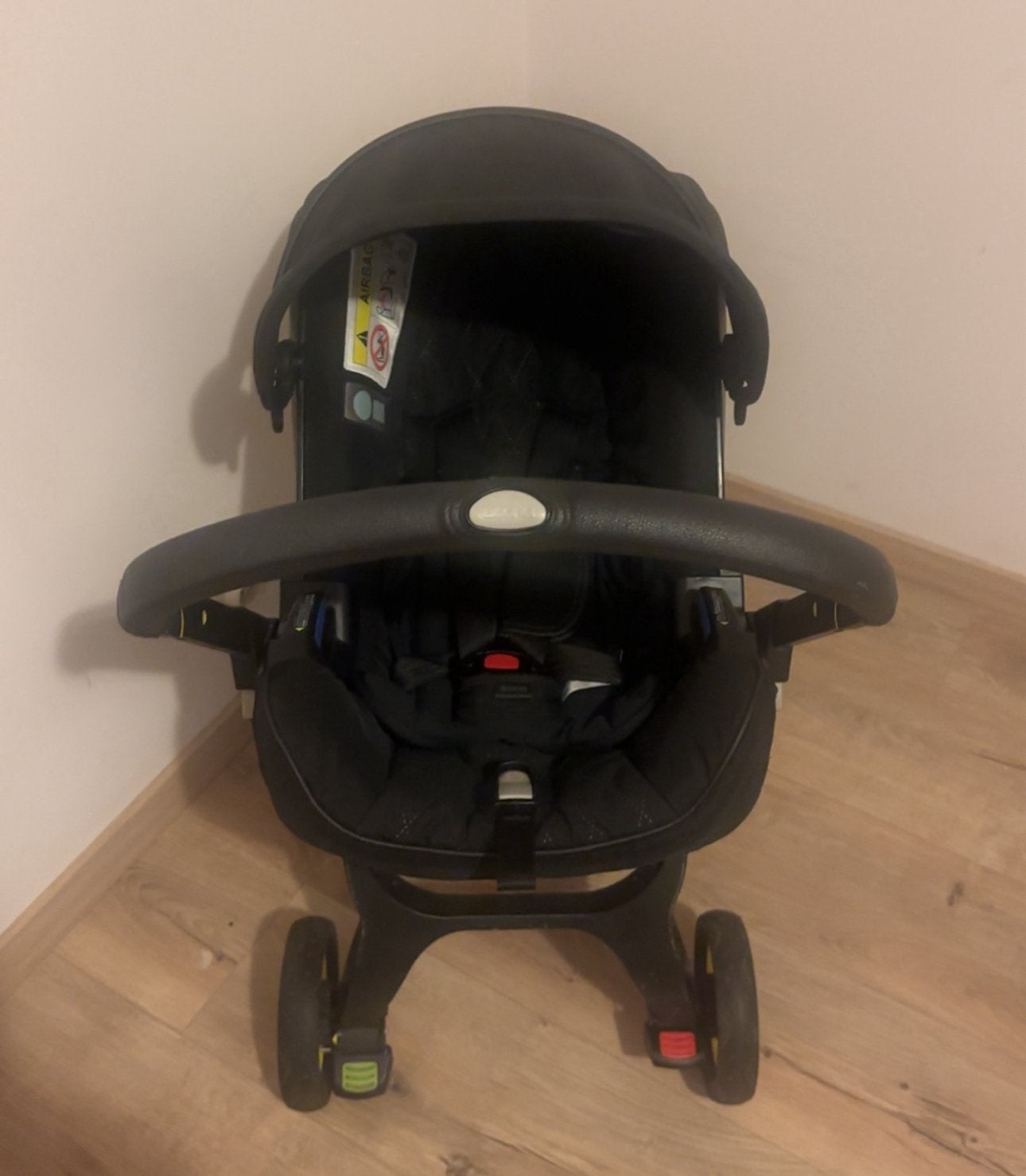 Doona kinderwagen, All Black!, Ophalen, Zo goed als nieuw