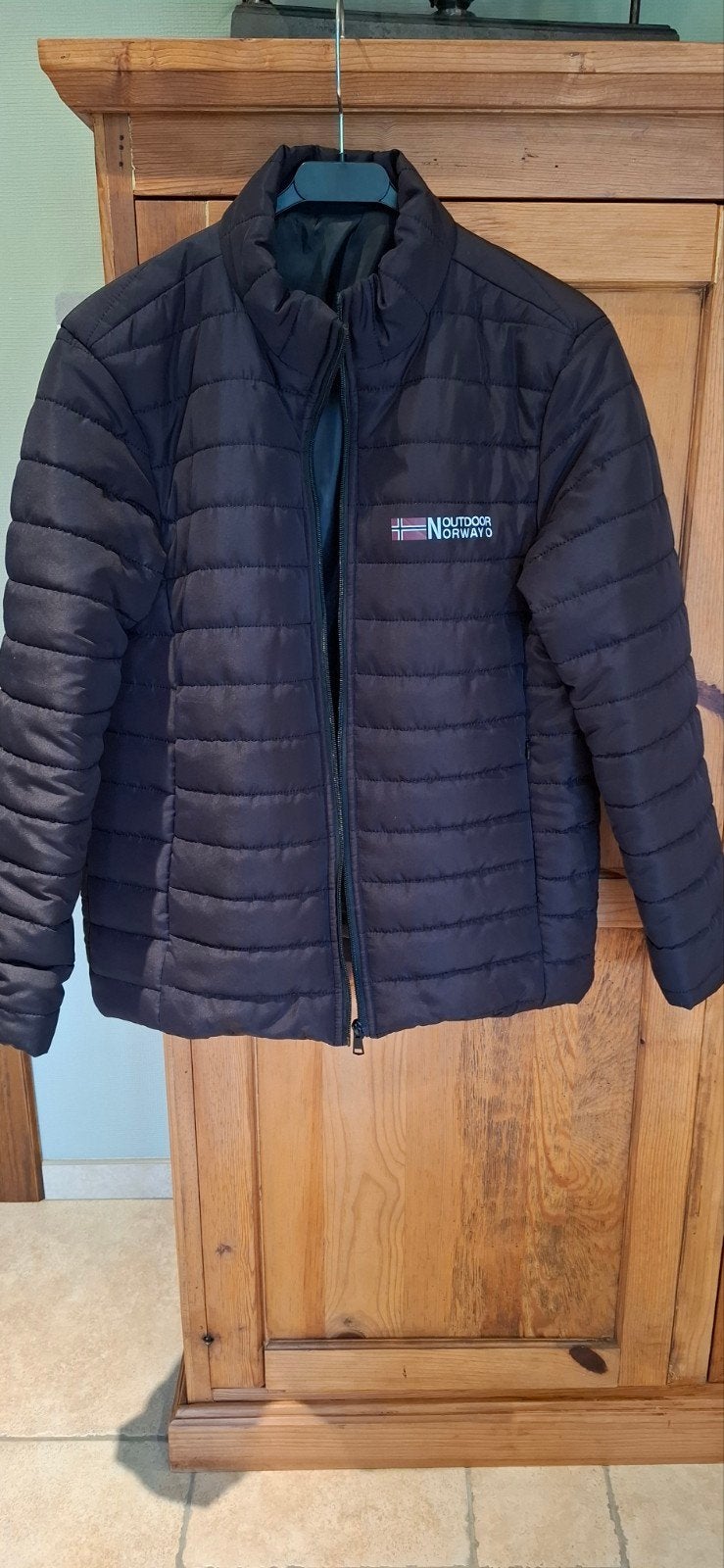 VESTE NOIRE GARÇON TAILLE S, Enfants & Bébés, Enlèvement, Garçon