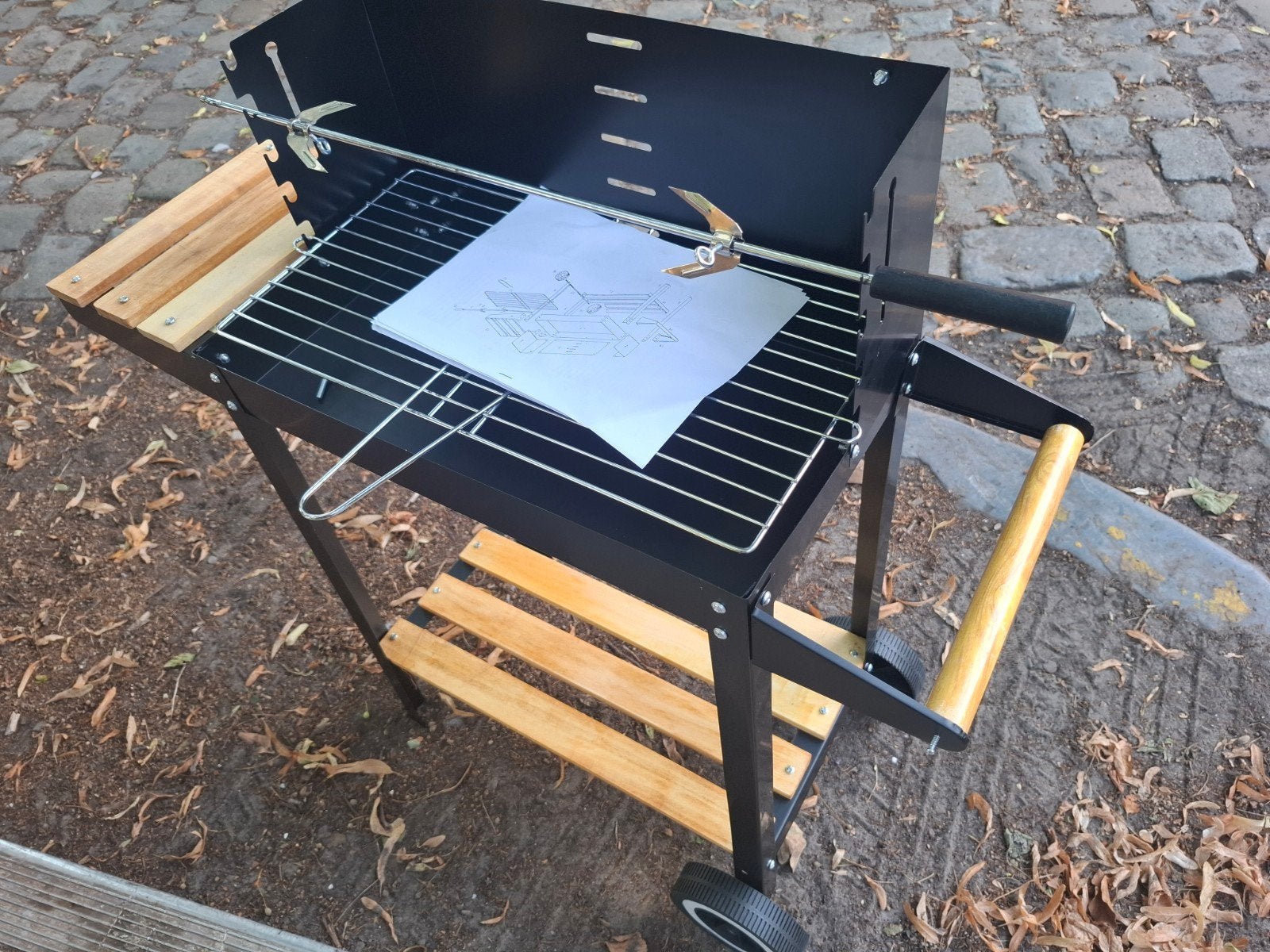 barbecue nieuw in doos, Tuin en Terras, Ophalen, Nieuw, Met accessoires