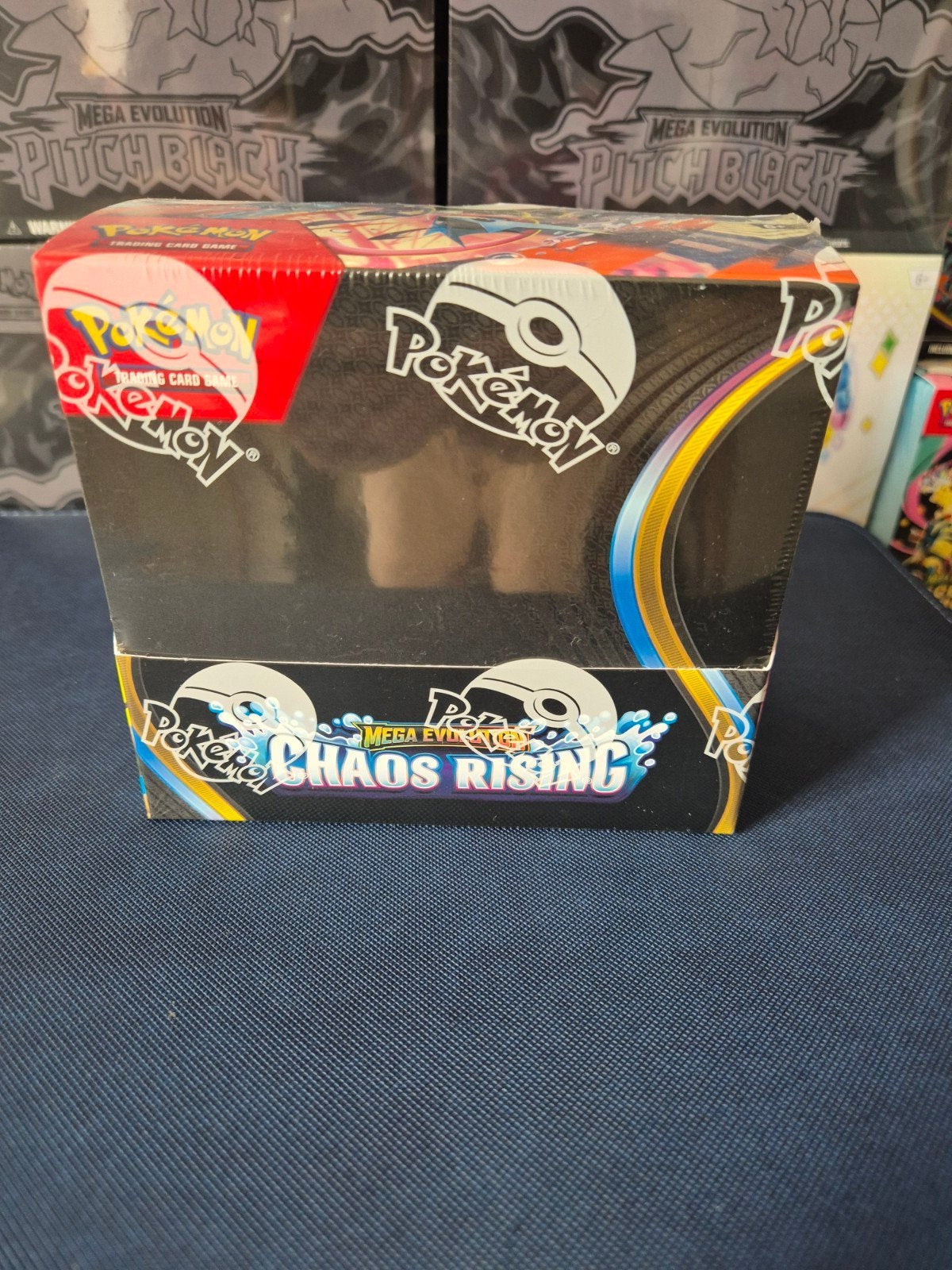 Boitier Booster Chaos Rising, Enlèvement, Neuf, Booster box, Foil