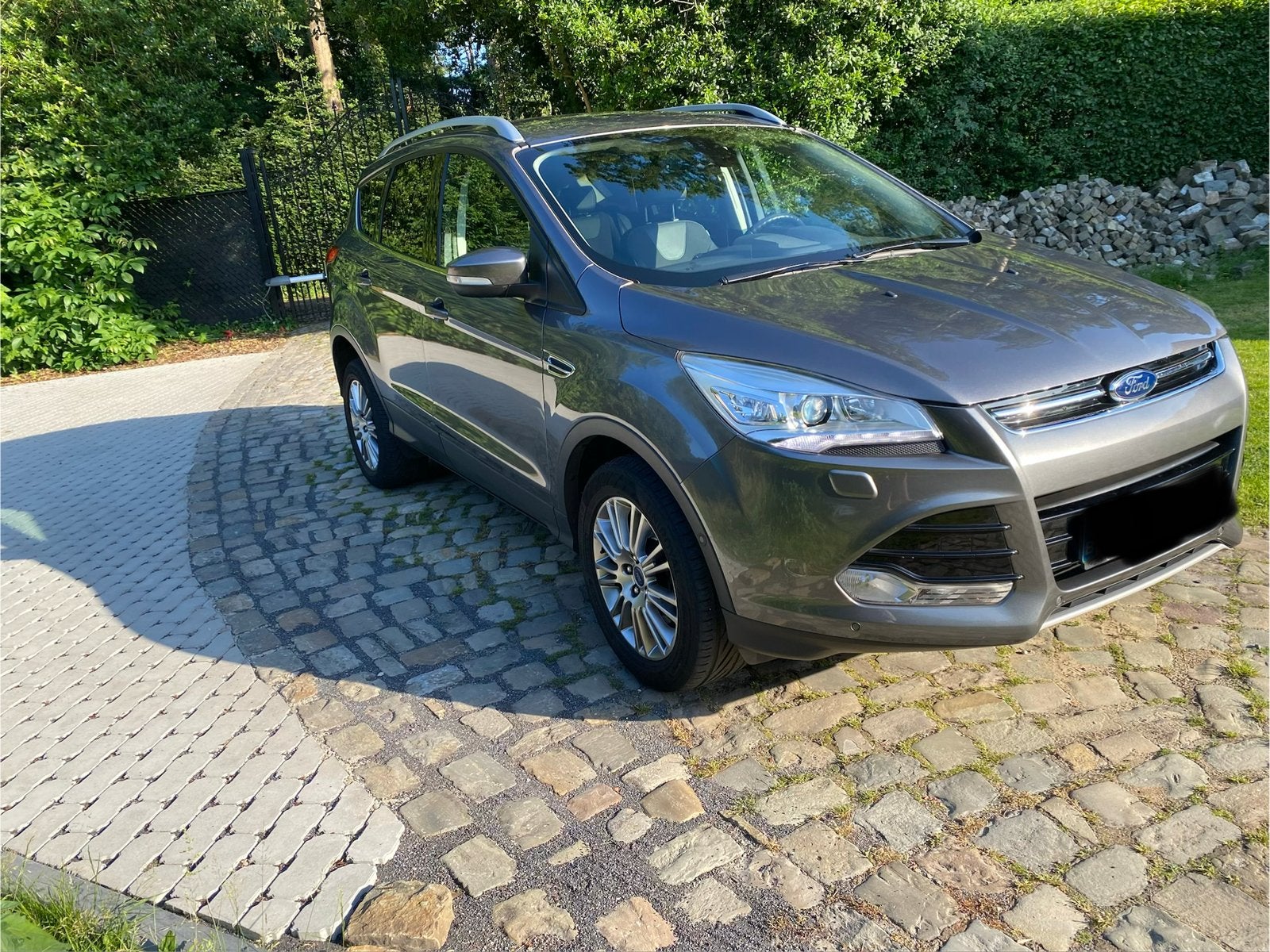 Super mooie Ford Kuga benzine automaat, Auto's, Automaat, 4 cilinders, 1600 cc, Particulier