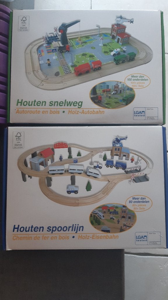 Houten snelweg en spoorlijn, Kinderen en Baby's, Speelgoed | Houten speelgoed, Ophalen, Gebruikt, Overige typen