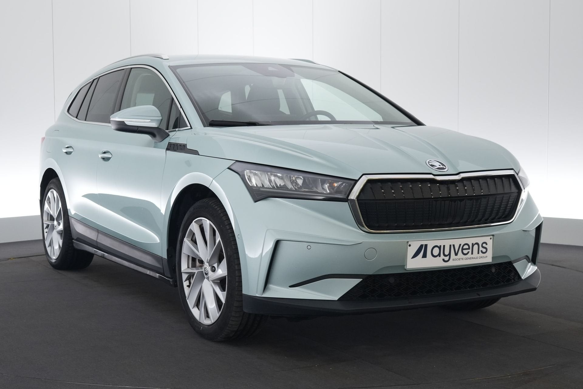 (2CNW087) SKODA ENYAQ, Auto's, Automaat, Achterwielaandrijving, Gebruikt, Leder