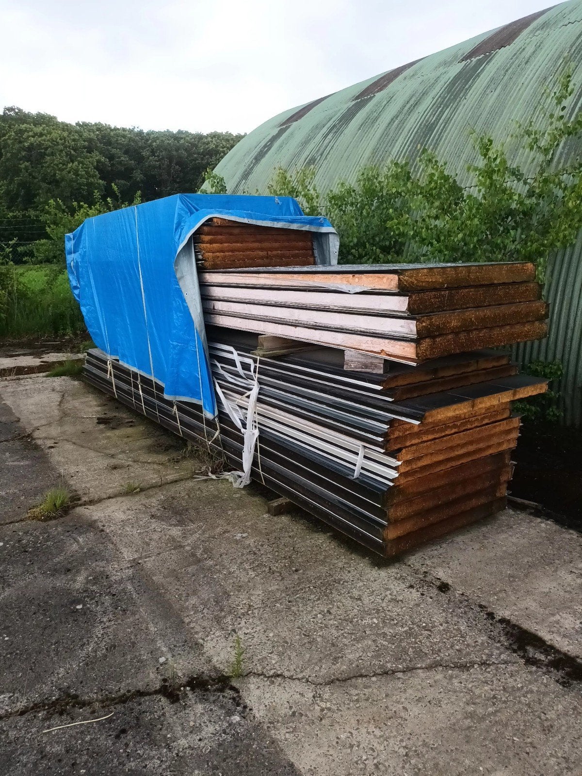 wandpanelen , gevelpanelen, sandwichpanelen, Ophalen