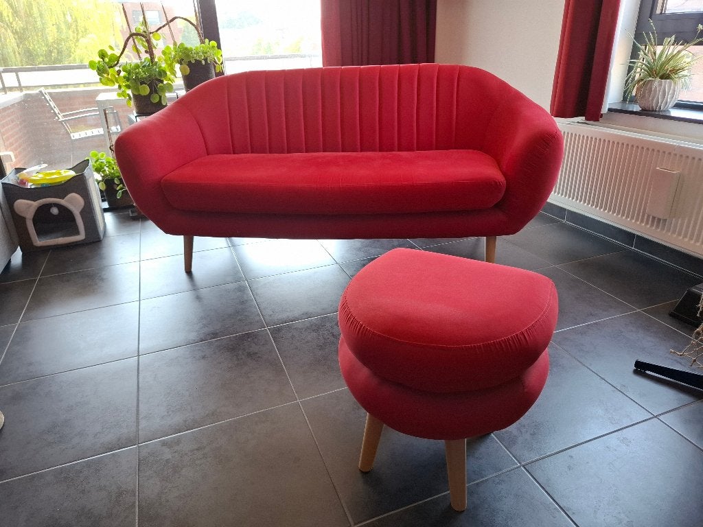 Rode zetel met poef, Ophalen, 150 tot 200 cm, Tweepersoons, 75 tot 100 cm