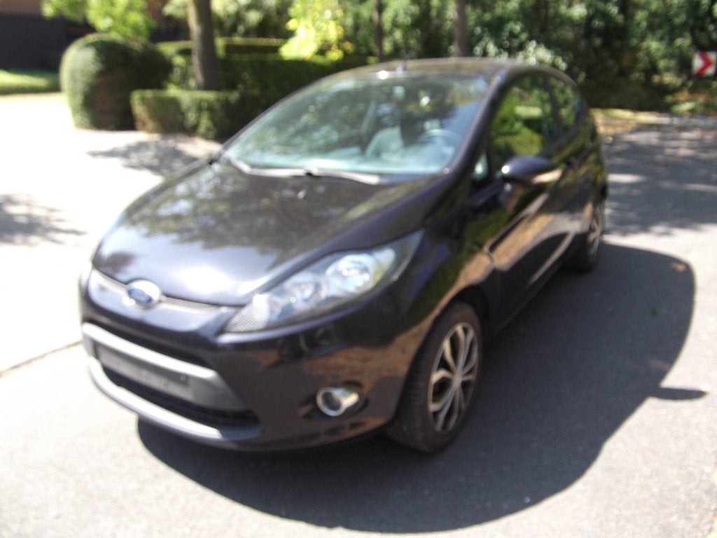 Ford Fiesta 1.3 benzine (3 d) Airco, Euro 5 Gekeurd, Voorwielaandrijving, Euro 5, Stof, 1242 cc