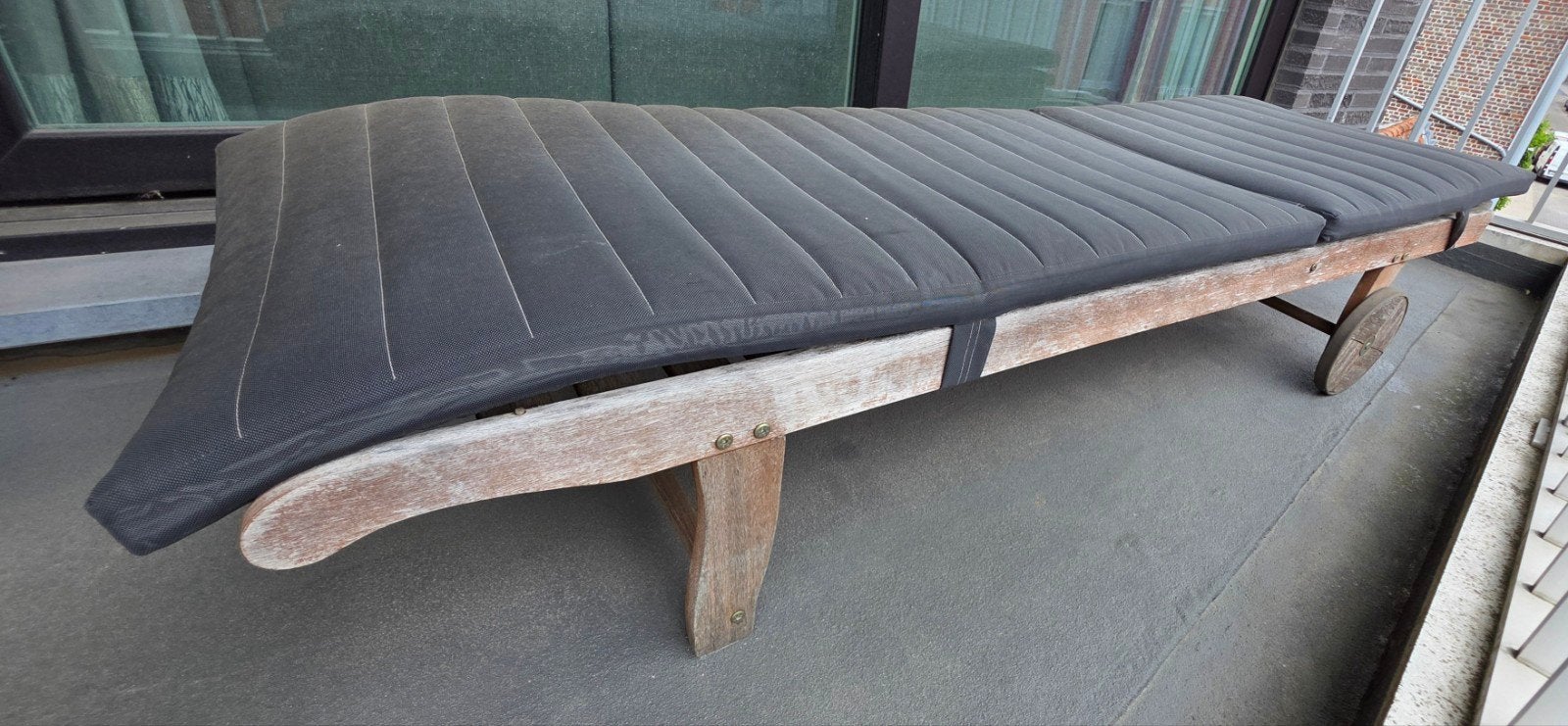 Houten ligbed/zetel op wielen, Ophalen, Gebruikt, Hout, Verstelbaar