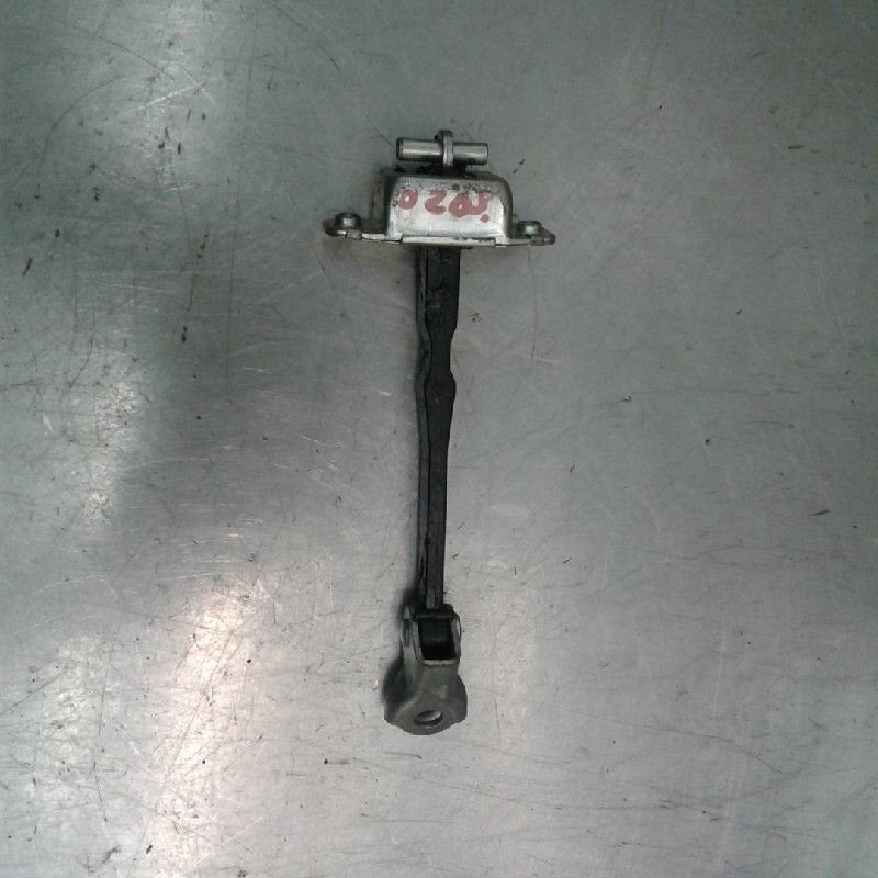 MECANISME DE VEROUILLAGE PORTE AVANT DROITE Alto (GF), Autos : Pièces & Accessoires, Utilisé, Avant, Suzuki