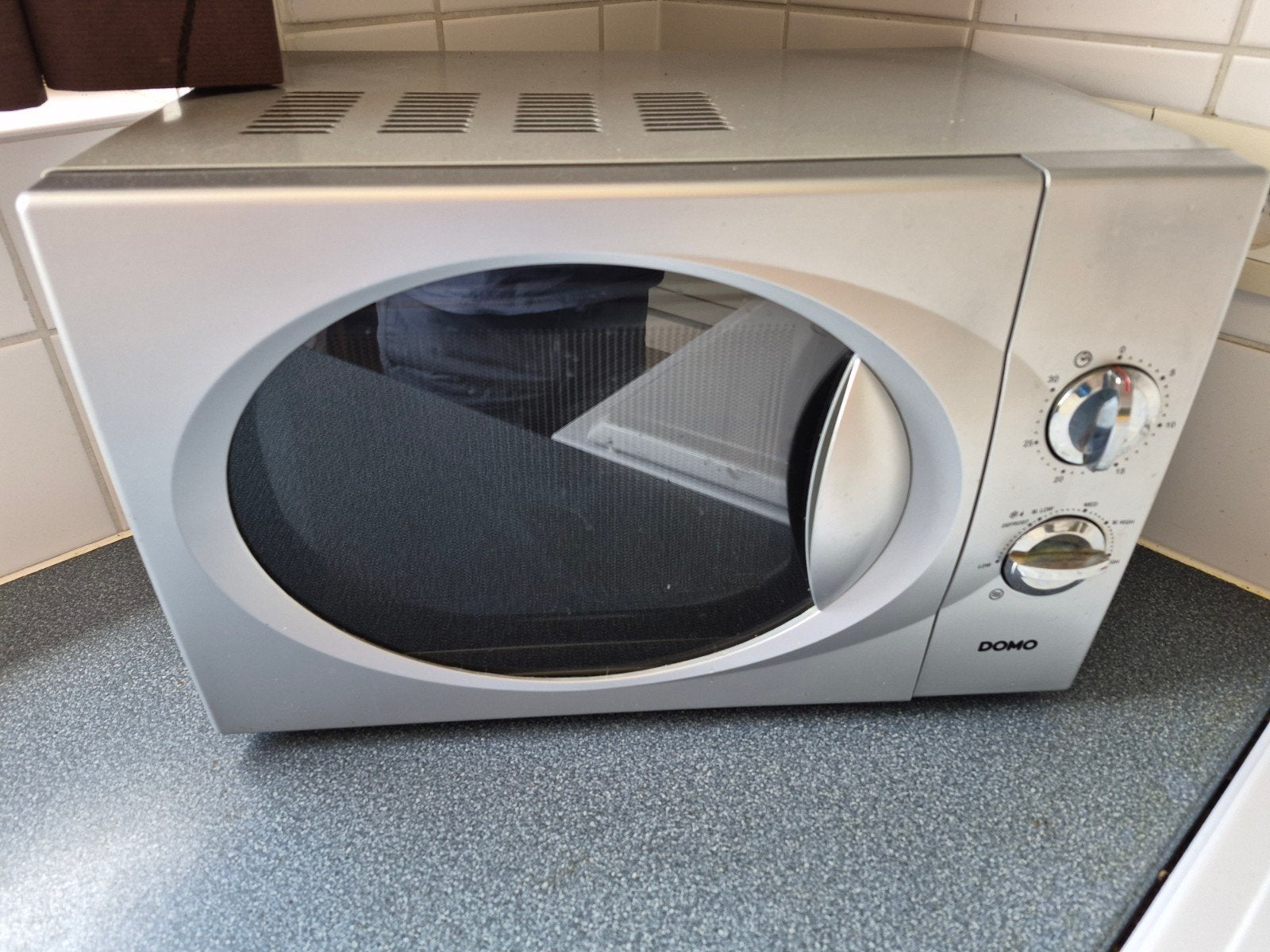 Domo microgolf, Elektronische apparatuur, Microgolfovens, Ophalen