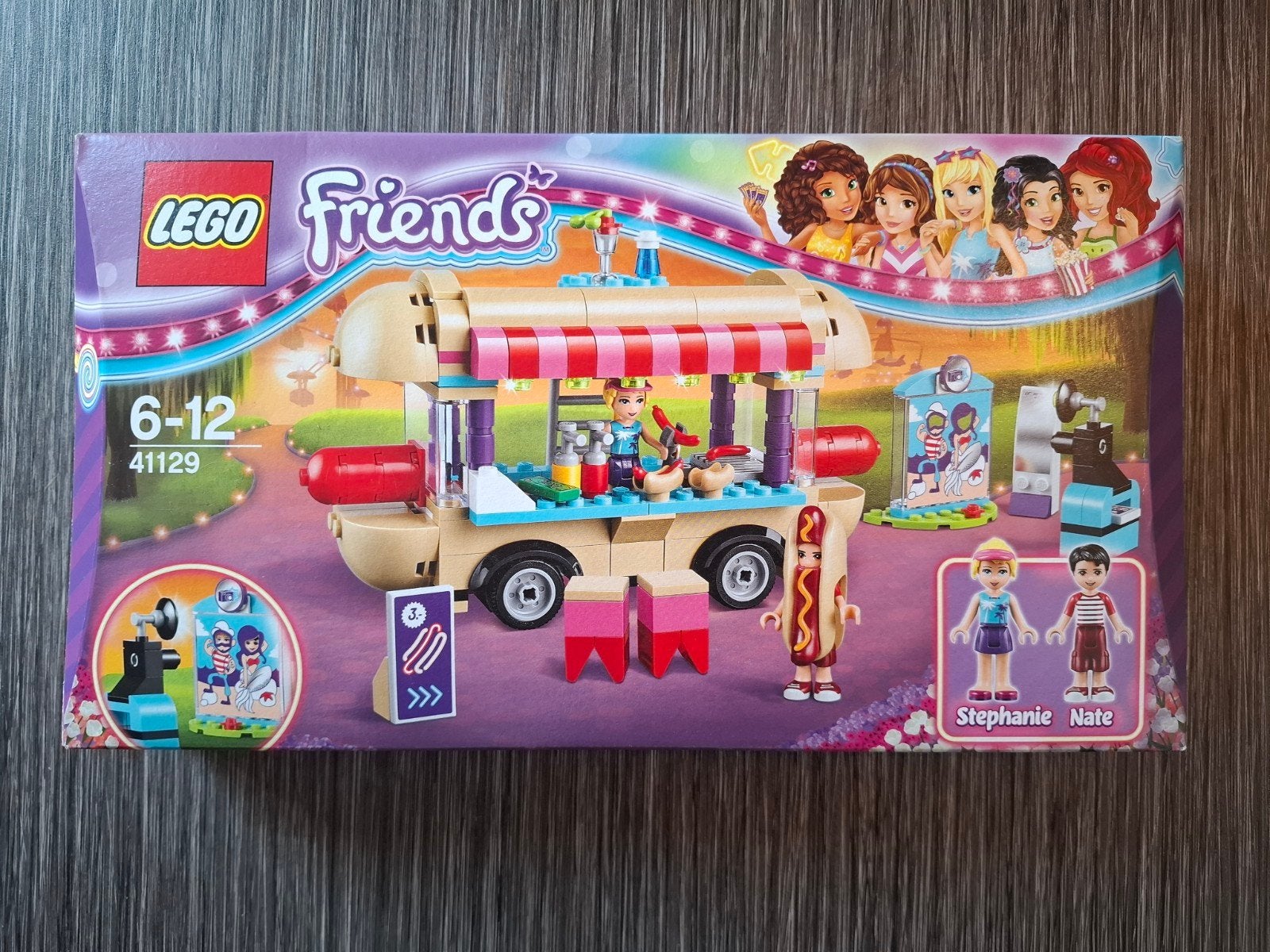 LEGO Friends 41129 – Hotdogwagen op de kermis – compleet, Ophalen