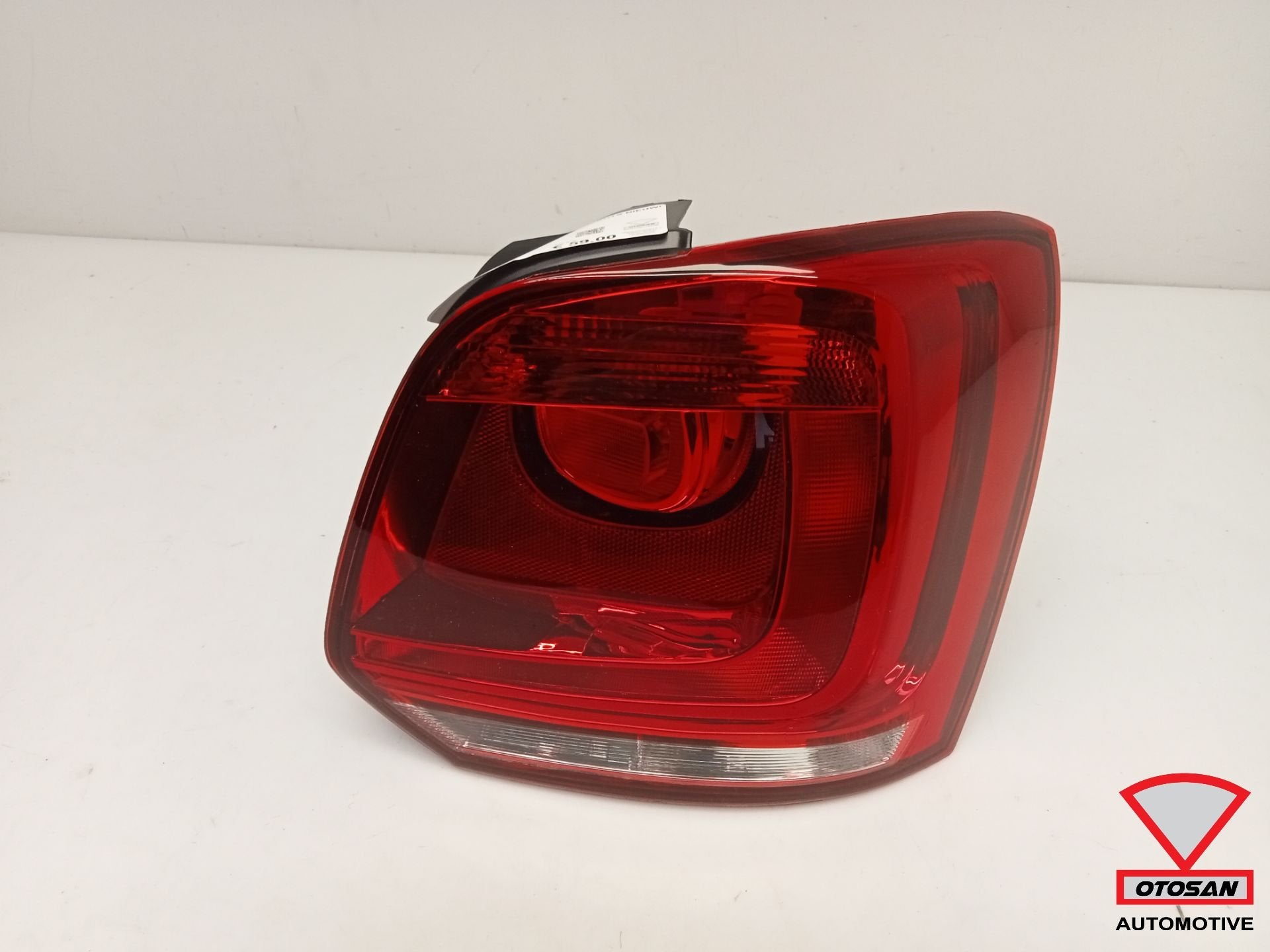 VW Polo 6R Achterlicht Rechts Nieuw!, Gebruikt, Volkswagen, Volkswagen AG, Vw@volkswagen.de