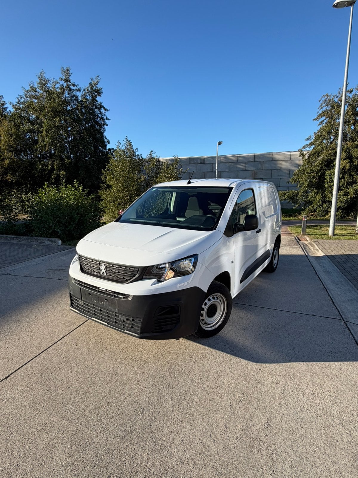 Peugeot Partner 1.5 BlueHDi – 2023 – 41.466 km, Electronic Stability Program (ESP), 75 kW, Achat, Euro 6