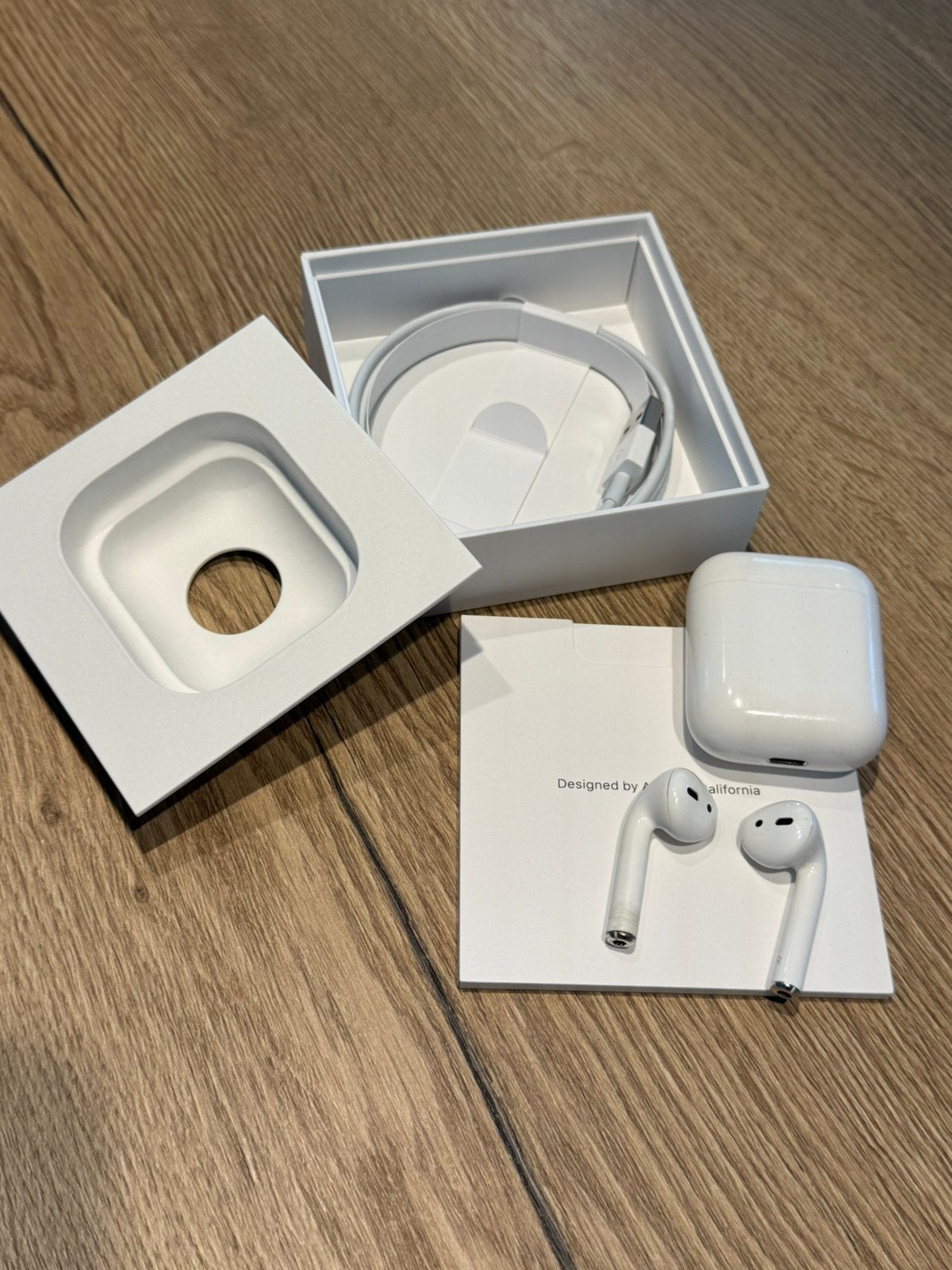 Apple AirPods 1e generatie, Ophalen of Verzenden, Gebruikt, Wit, Apple