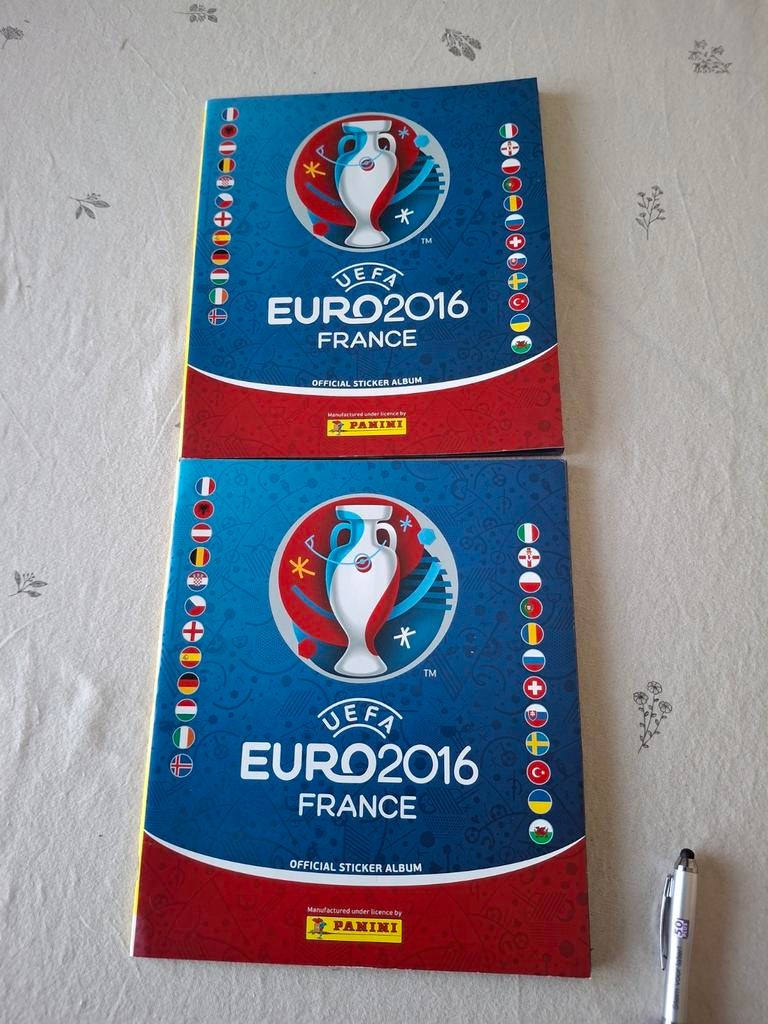 2 albums Panini Euro 2016 Francia, Enlèvement ou Envoi