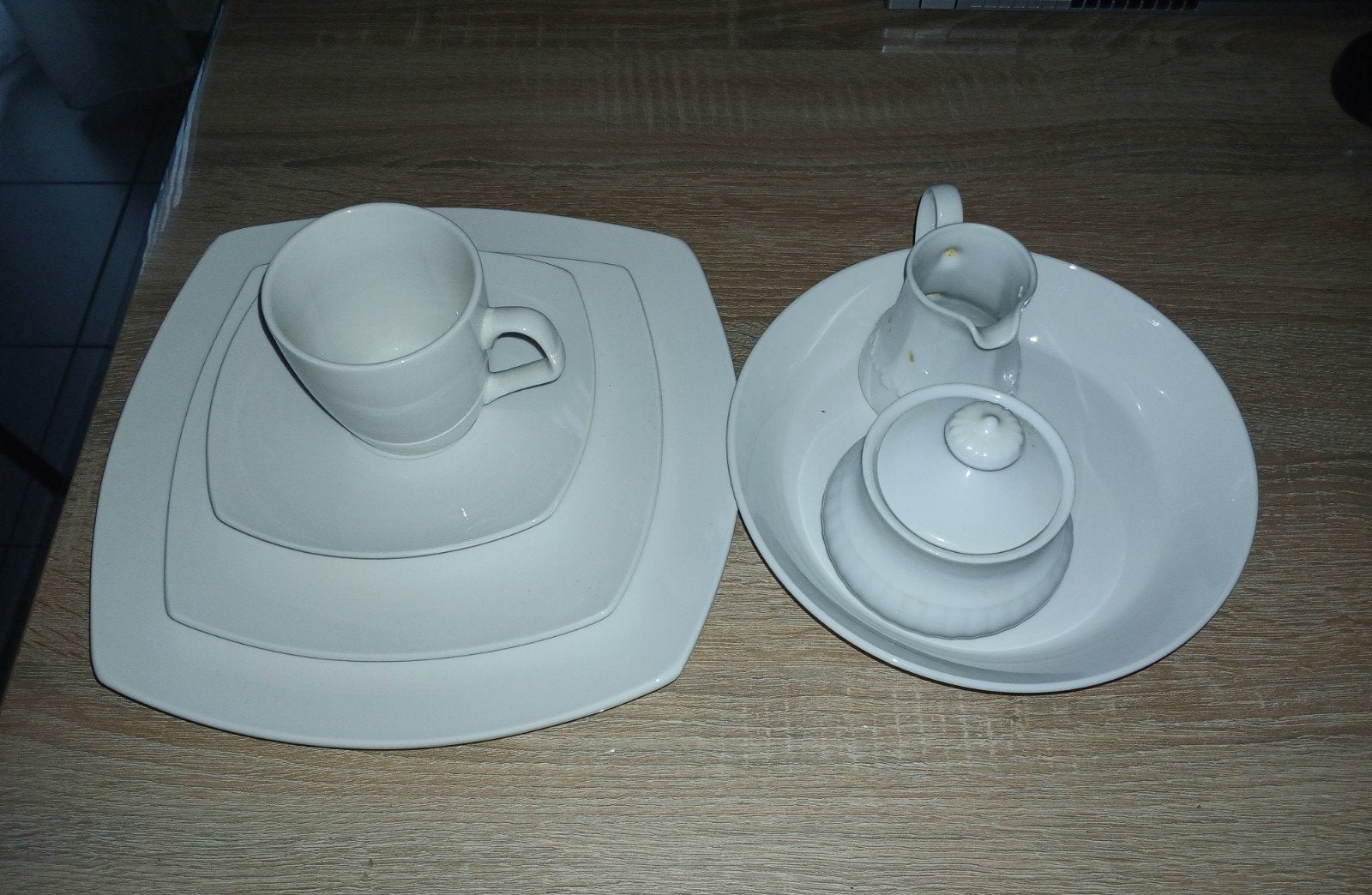 koffie en eetservies voor 6 ps, Ophalen