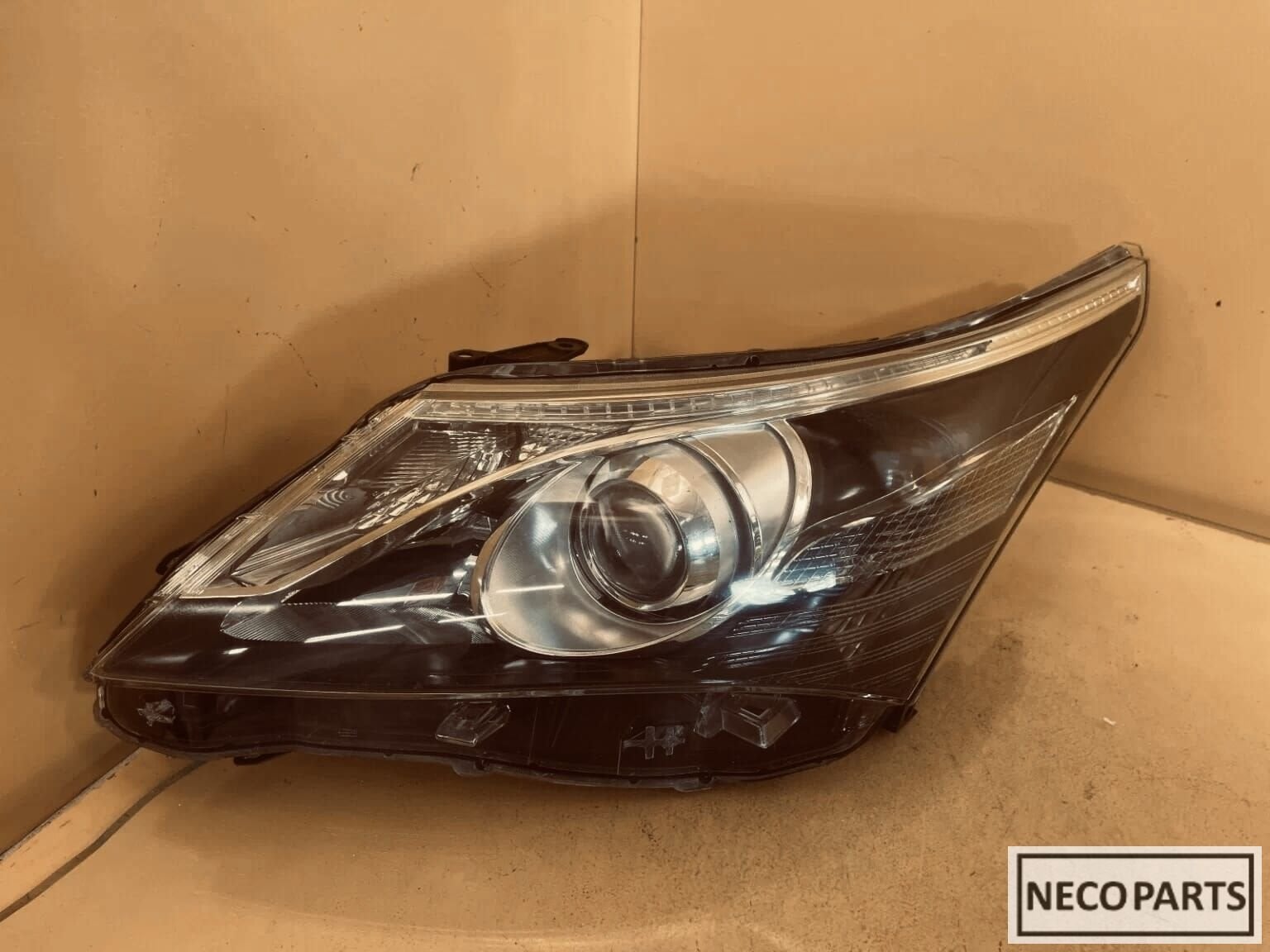 Koplamp links origineel TOYOTA AVENSIS T27 2012-2015, Auto-onderdelen, Gebruikt, -, -, Ophalen of Verzenden