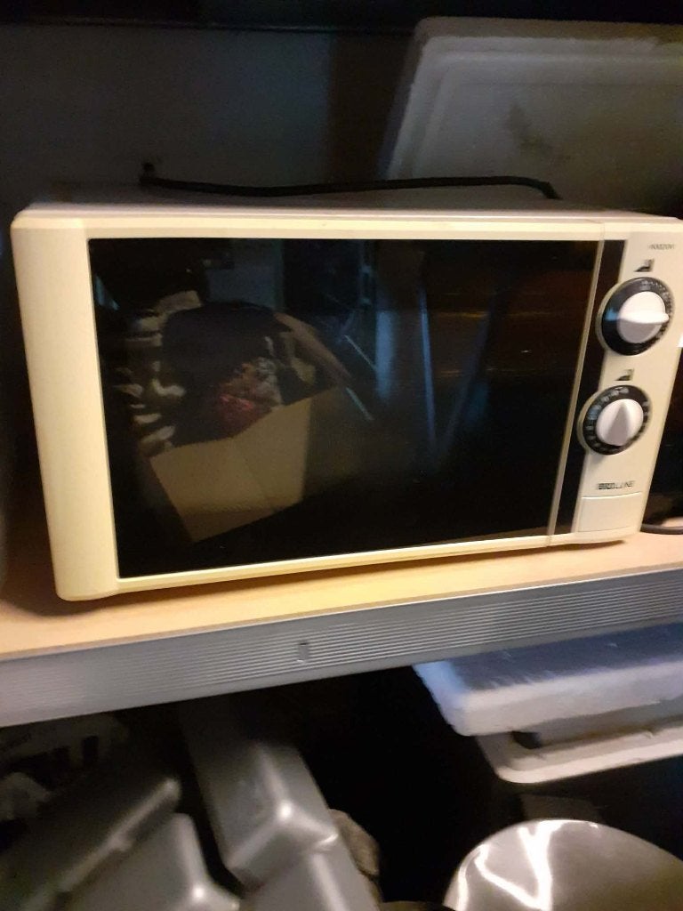 Broline microgolf oven., Enlèvement, Utilisé, Four, Micro-ondes