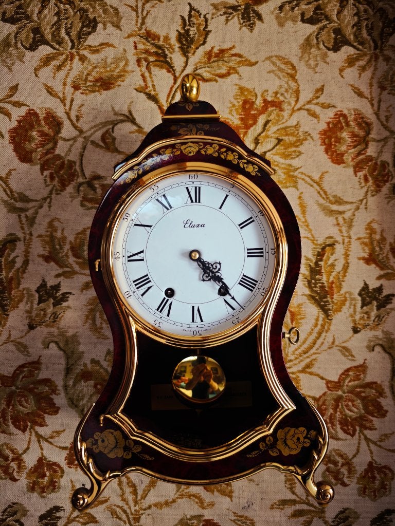 Horloge Swiss Eluxa  Béatrice  Neuchâtel - peinte à la main, Enlèvement