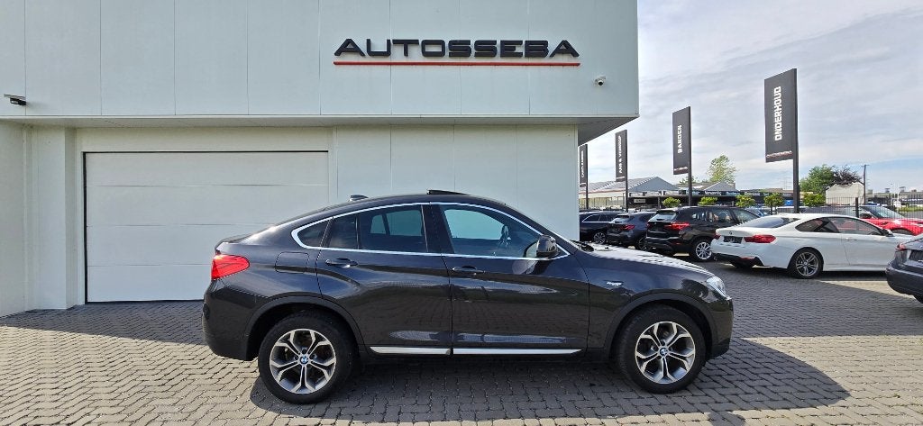 BMW X4 3.0 dAS xDrive Camera/Opendak/Garantie, Auto's, BMW, Automaat, Euro 6, 2993 cc, Zwart