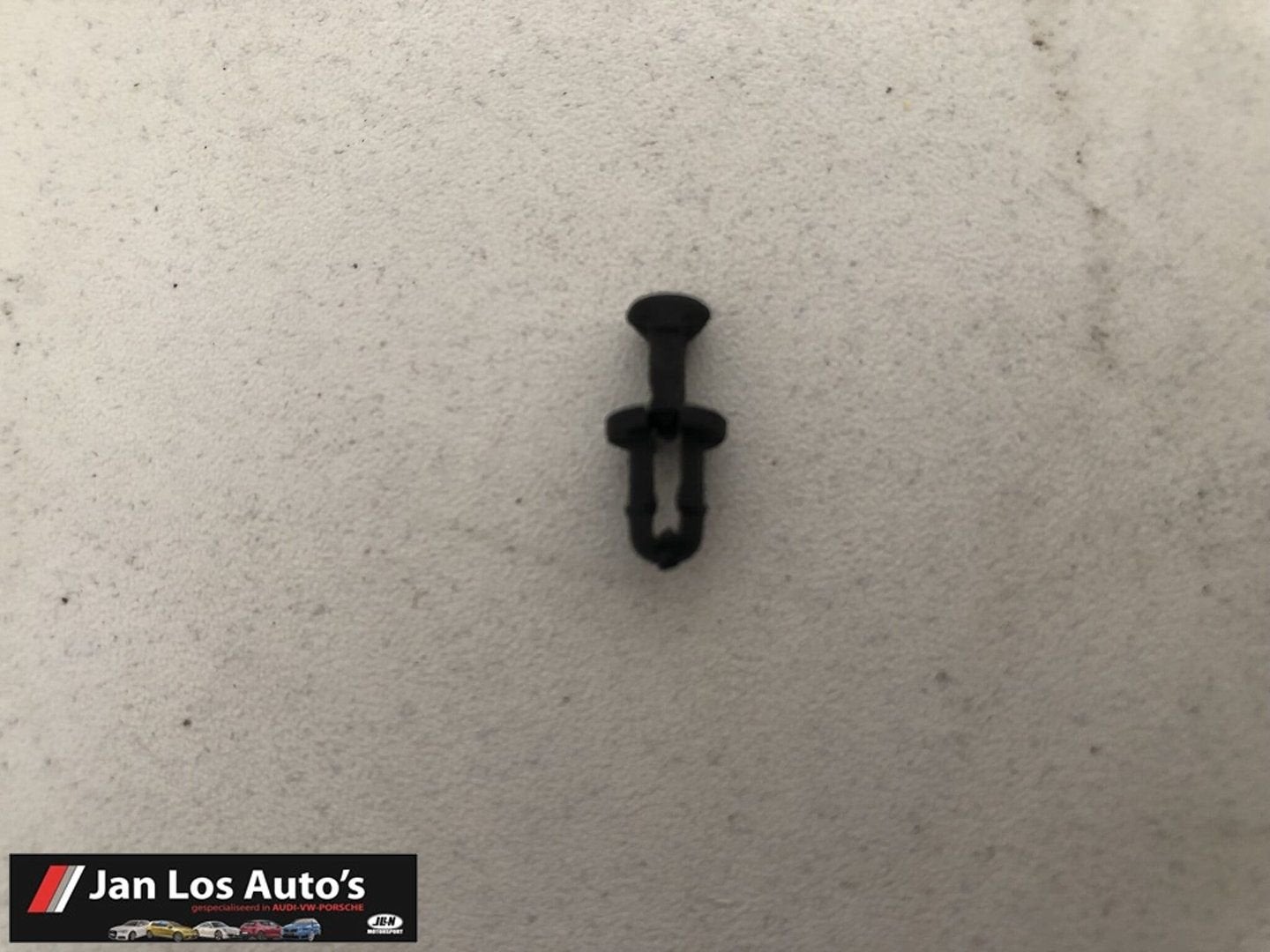 Klem clip motorkap 80 B3 B4 893823740, -, Audi, Utilisé, -