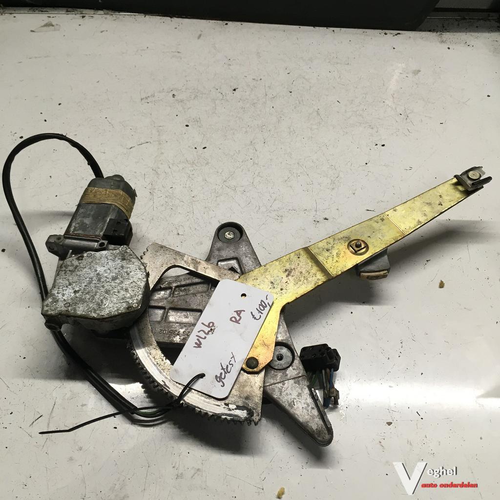 Mercedes W126   Elektr Raammechanisme Rechtsachter, Auto-onderdelen, Ruiten en Toebehoren, Gebruikt, Ophalen of Verzenden