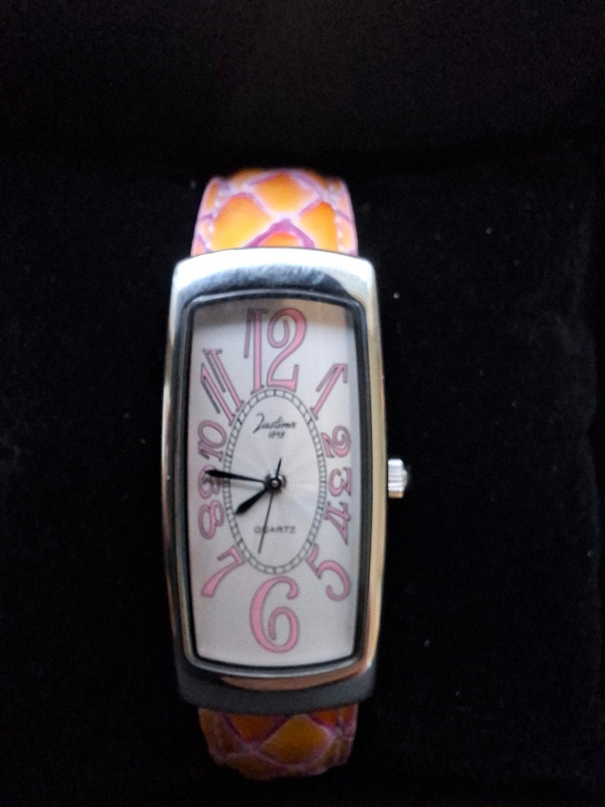 montre femme, Enlèvement, Violet