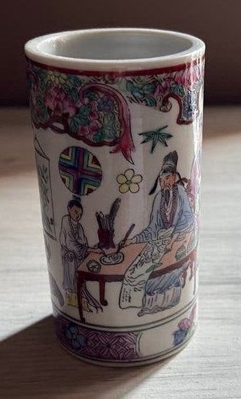 Chinees Penseelpot  bitong Famille Rose Porselein, Antiek en Kunst, Ophalen of Verzenden