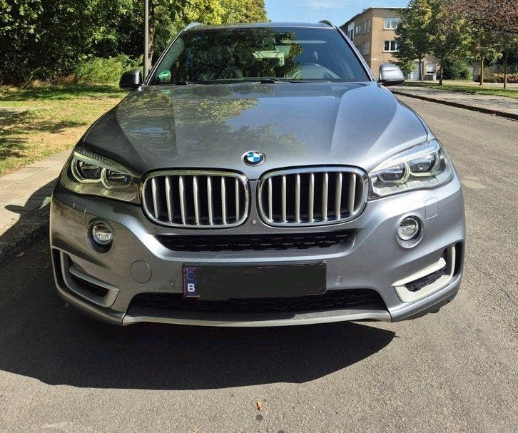 Bmw X5 30d Xdrive euro6, Auto's, Automaat, Dealer onderhouden, Leder, Diesel