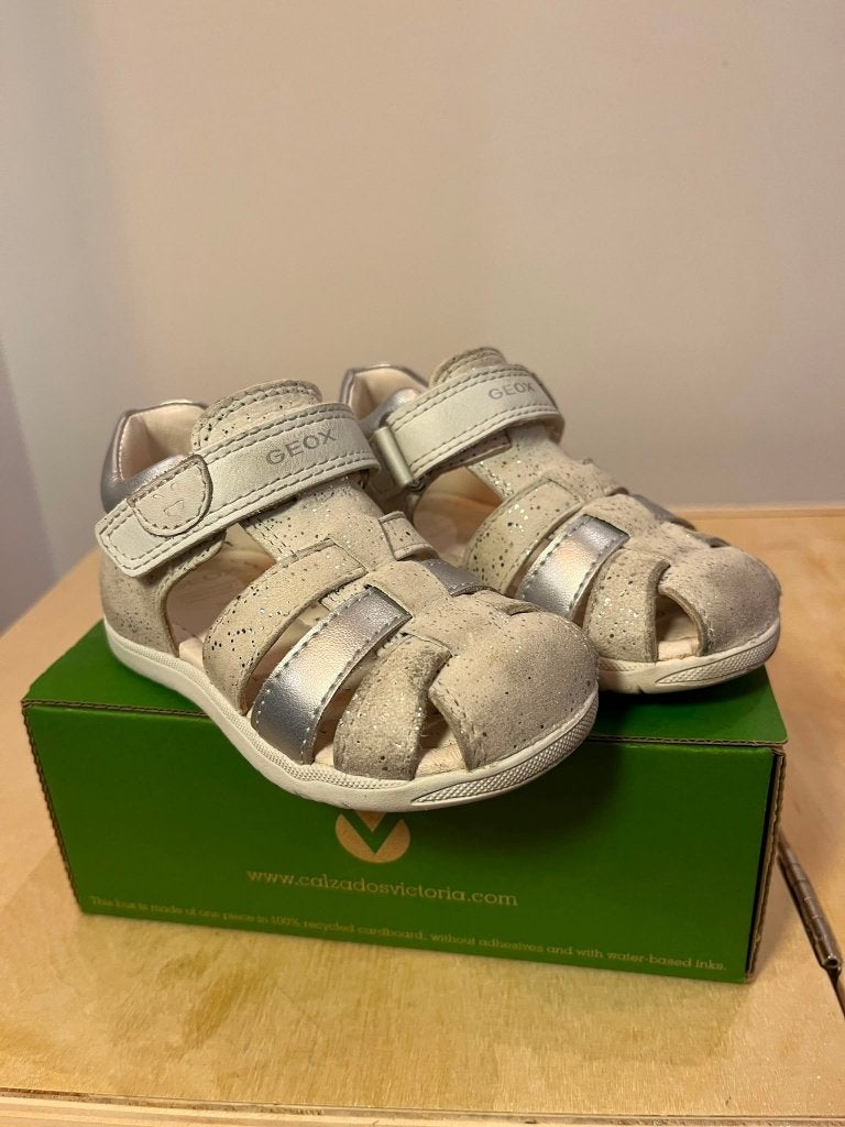 Chaussure enfant été GEOX à scratchs, Ophalen, Meisje, Schoenen, Zo goed als nieuw