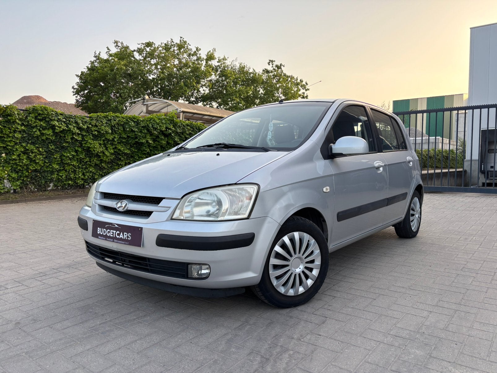 Hyundai Getz 1.2iEssence/57 000 km!/Lez  /Approuvé * 2 950€, Autos, Hyundai, Argent ou Gris, Achat, Entreprise, Boîte manuelle