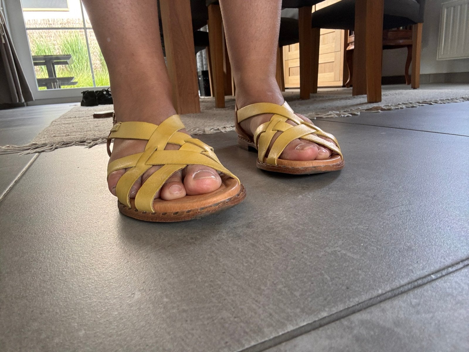 2 paar sandalen nieuw nooit gedragen pikolinos bel&bo maat39, Enlèvement ou Envoi, Comme neuf, Jaune