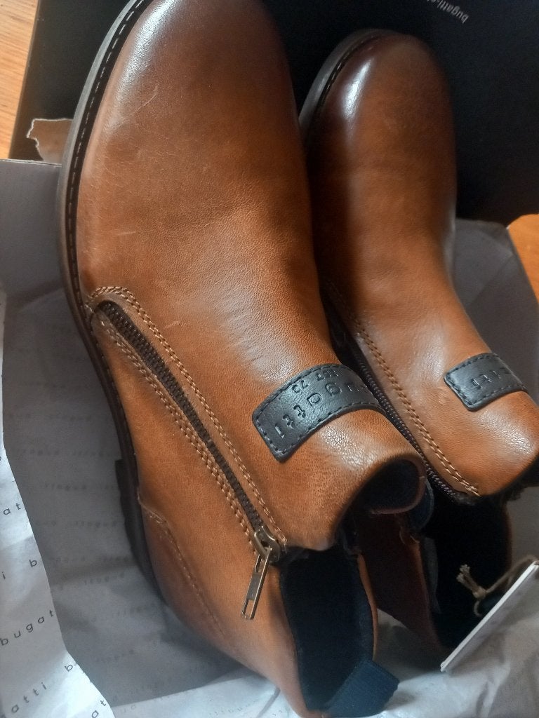 Boots bugatti 44, Vêtements | Hommes, Neuf, Bugatti, Bottes, Enlèvement ou Envoi