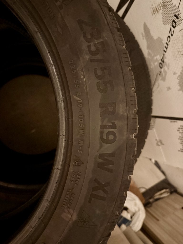 Winterbanden 235/55 R19 W XL 105 W, Auto-onderdelen, Nieuw, Winterbanden, 235 mm, Band(en)