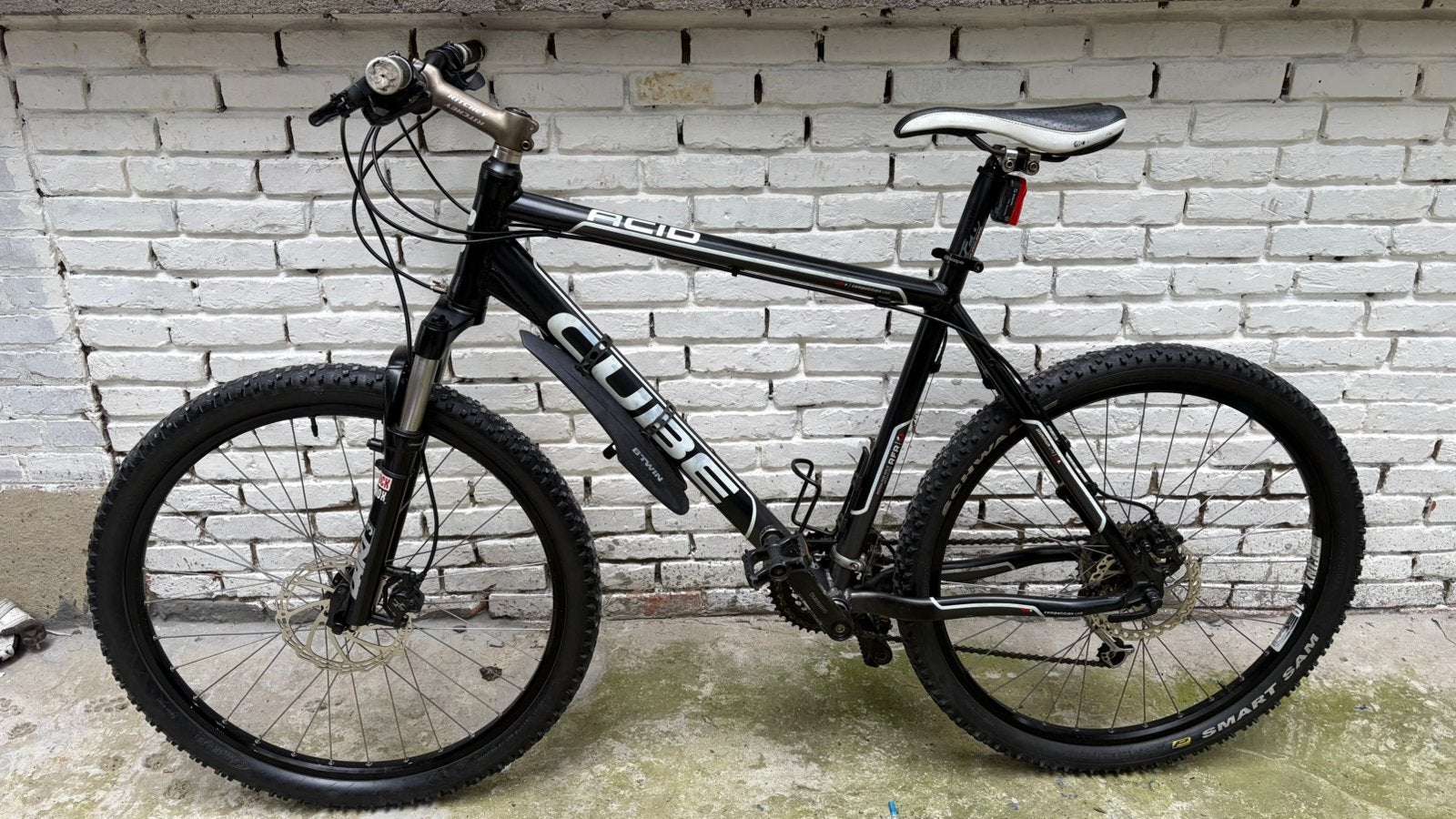 Vtt cube Acid, Vélos & Vélomoteurs, Vélos | VTT & Mountainbikes, Comme neuf, Enlèvement
