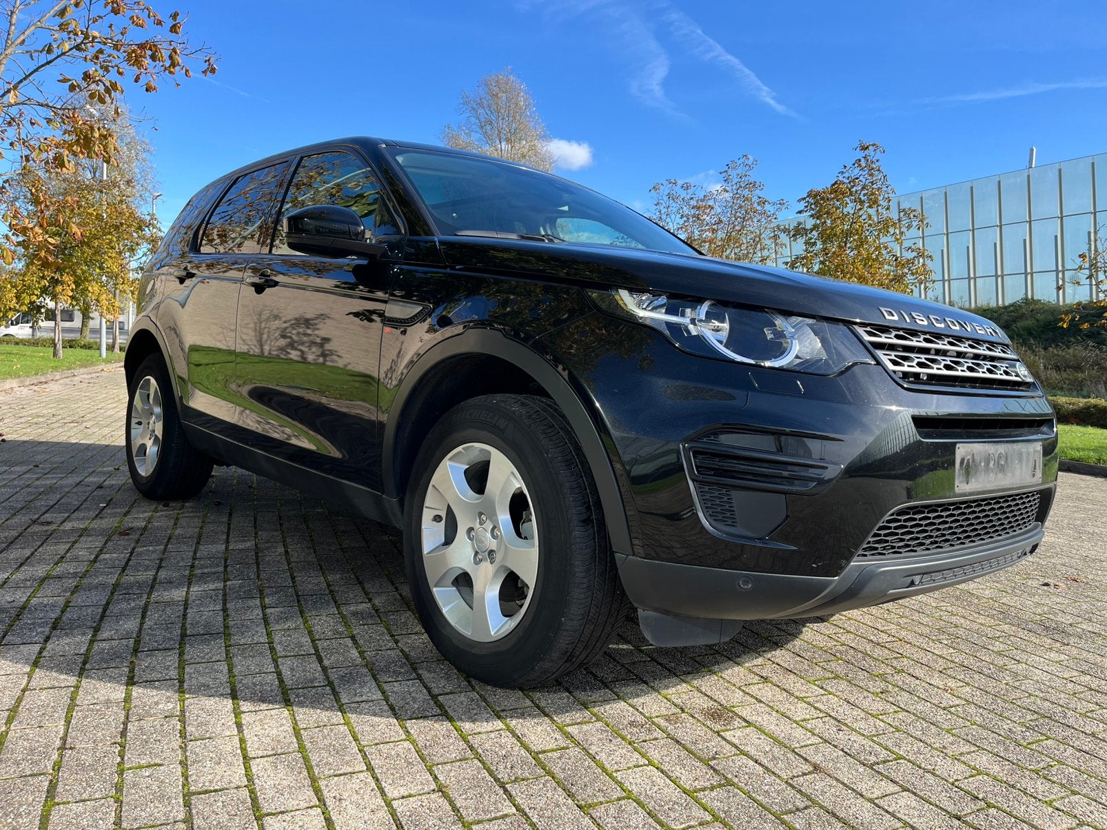 Land Rover Discovery Sport 2.0 TD4 2017/75000 km, Auto's, Bedrijf, 5 deurs, SUV of Terreinwagen, https://public.car-pass.be/vhr/368861c0-154b-4656-b21e-8ab7474c2571