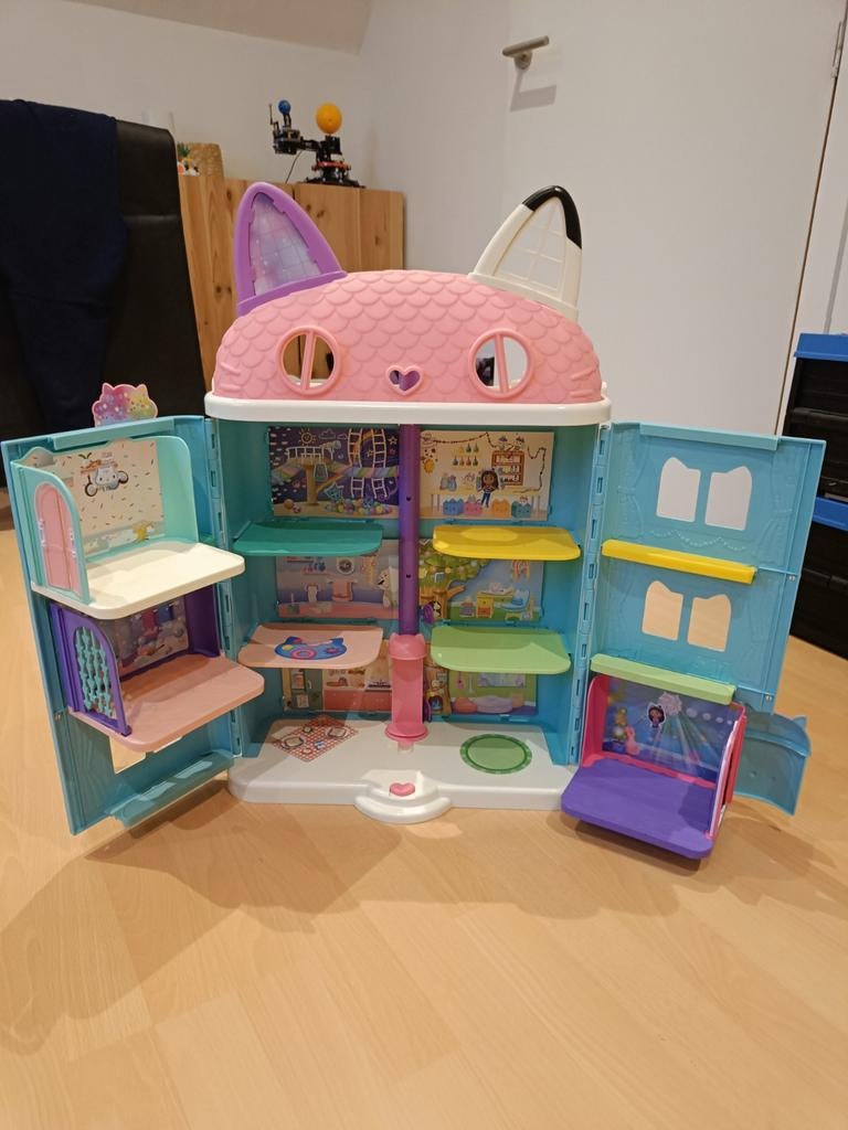 Gabby's dollhouse - poppenhuis, Kinderen en Baby's, Speelgoed | Poppenhuizen, Ophalen, Poppenhuis