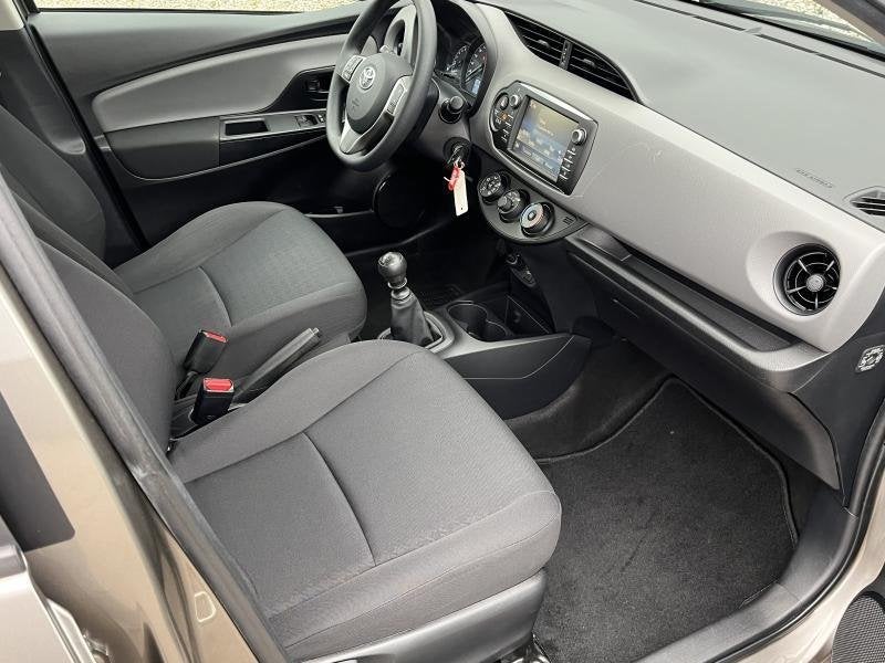 Toyota Yaris 1.5 VVTi Y-OUNG / NAVI !!, 116 g/km, Achat, Electronic Stability Program (ESP), Entreprise