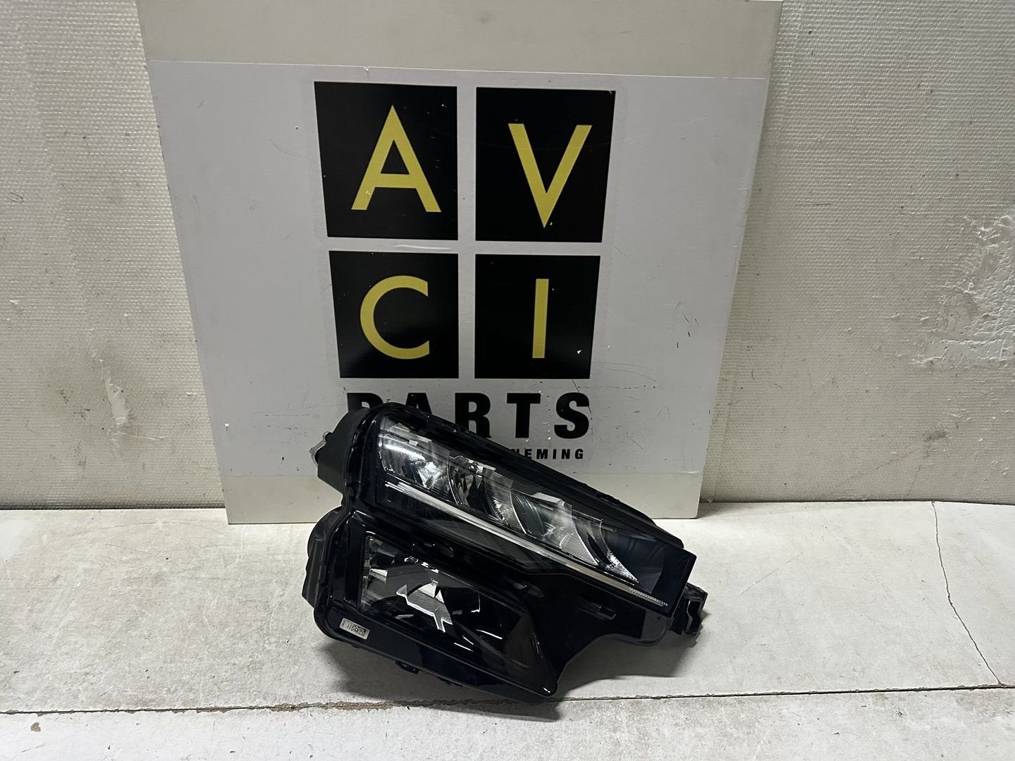 Koplamp Skoda Karoq 57B Led 57B941010 rechts, -, Utilisé, Skoda, -