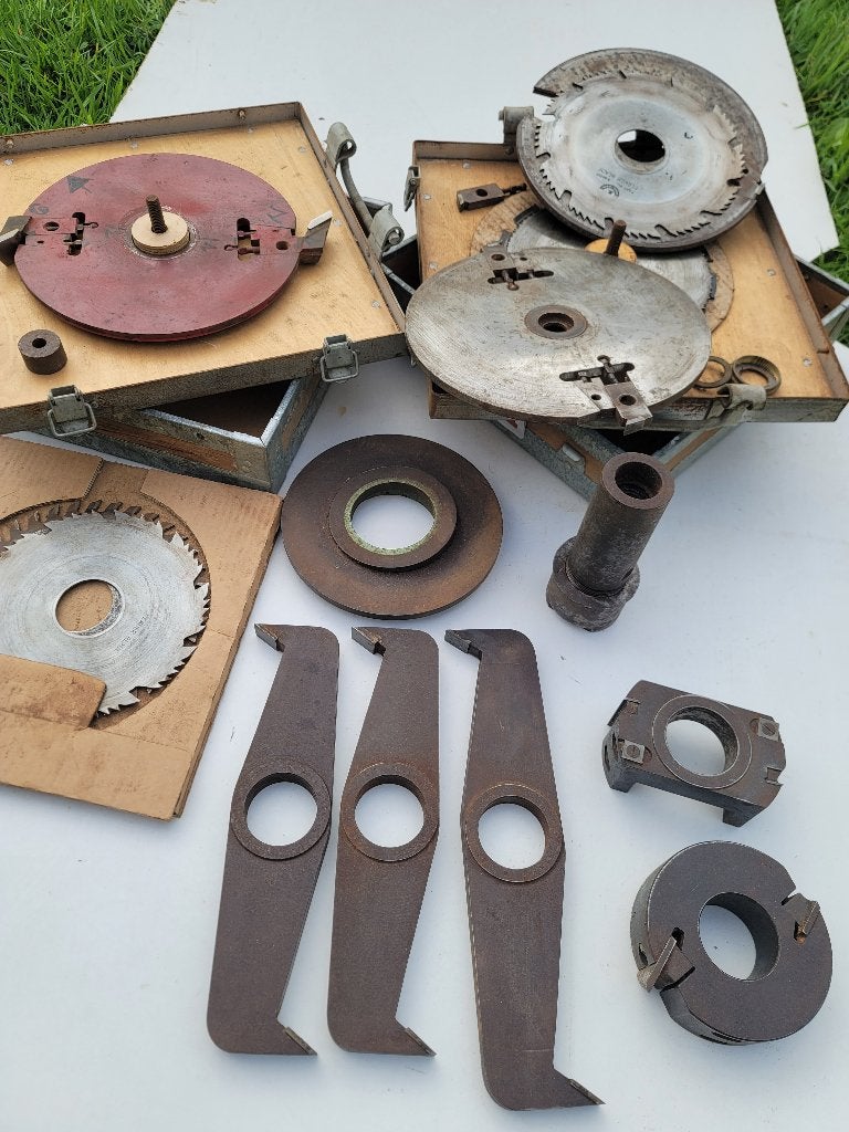houtbewerking messenset voor toupie, Ophalen