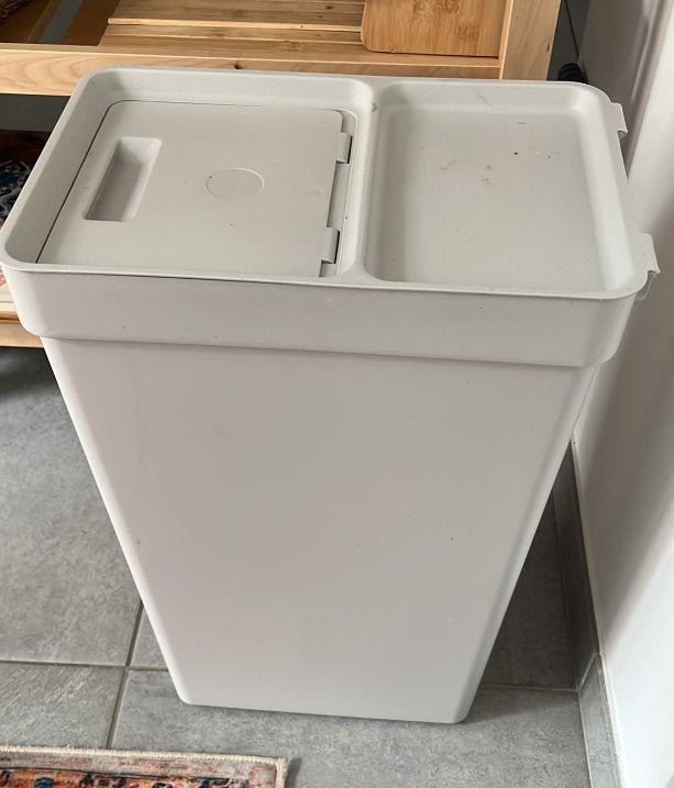 Ikea HÅLLBAR Ton met deksel, lichtgrijs, 35 L, Ophalen, Zo goed als nieuw, 30 tot 40 liter, Overige materialen