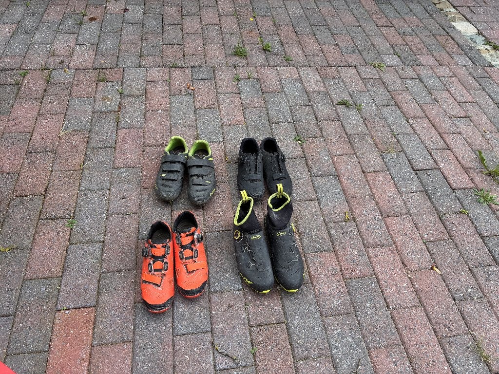 Lot de 4 paires de chaussures de vélo  – Route & VTT, Enlèvement, Utilisé, Chaussures
