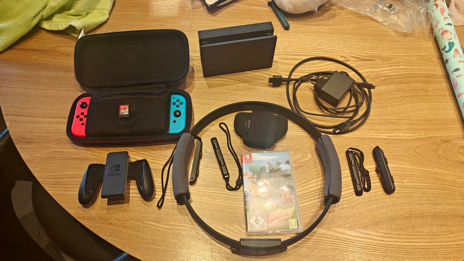 Nintendo Switch + Ring Fit + 2 games, Games en Spelcomputers, Games | Nintendo Switch, Zo goed als nieuw, Ophalen