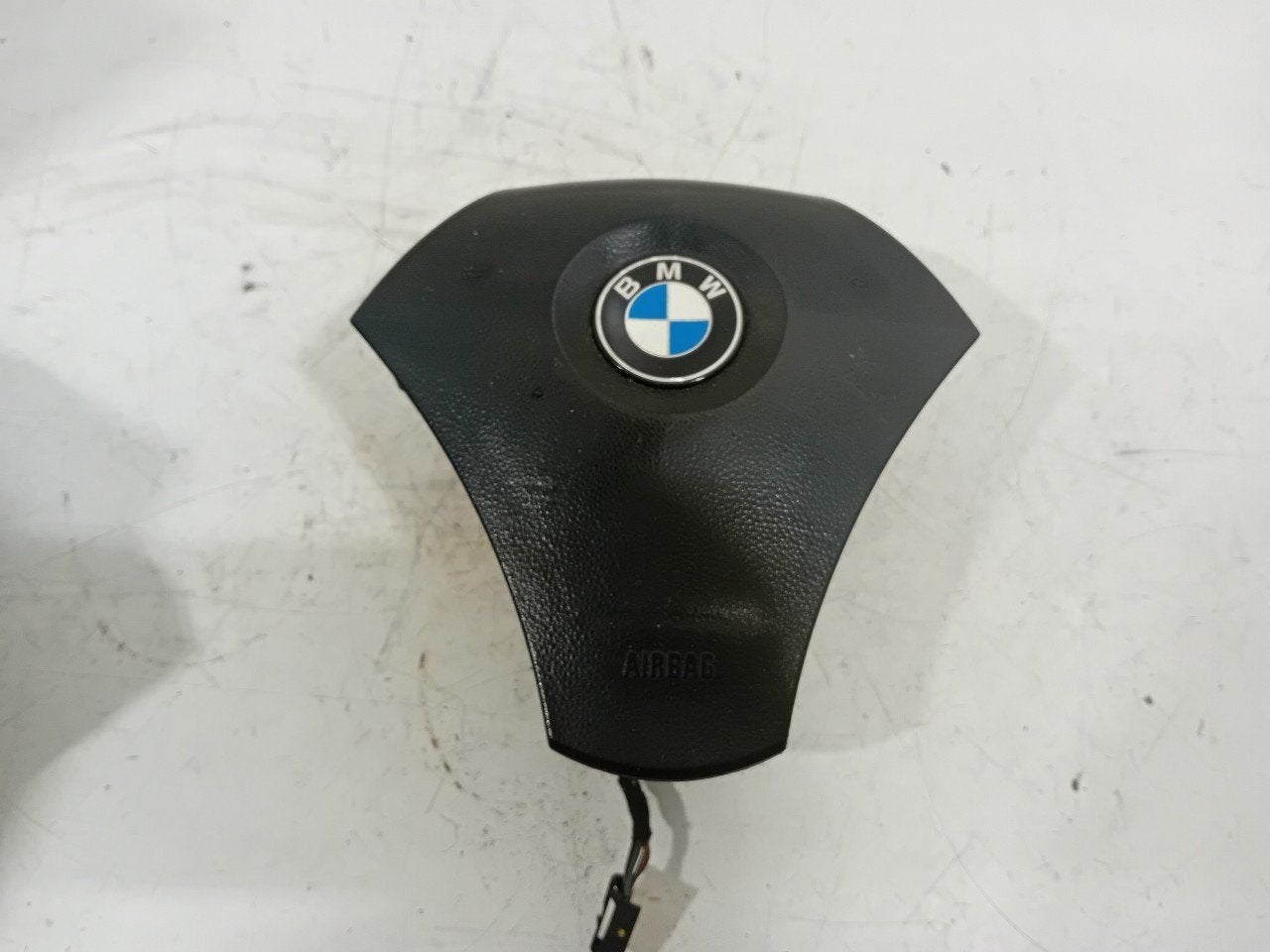 Airbag stuur BMW 5 serie, BMW, Onderdelen@venauto.nl, Van der Ven Autorecycling B.V., Ettenseweg 76, 4706 PB Roosendaal, The Netherlands