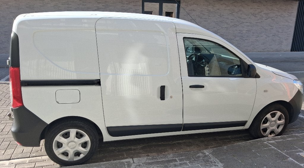 Lichte vracht, Auto's, Leder en Stof, Wit, USB, Handgeschakeld