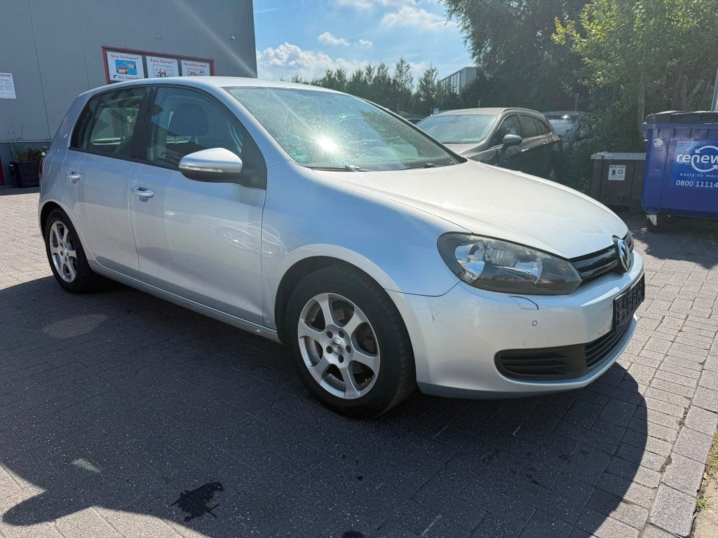 Volkswagen Golf 6 1.4 benzine in 2009 123000 km goede staat, Auto's, Voorwielaandrijving, Euro 5, Stof, Zwart