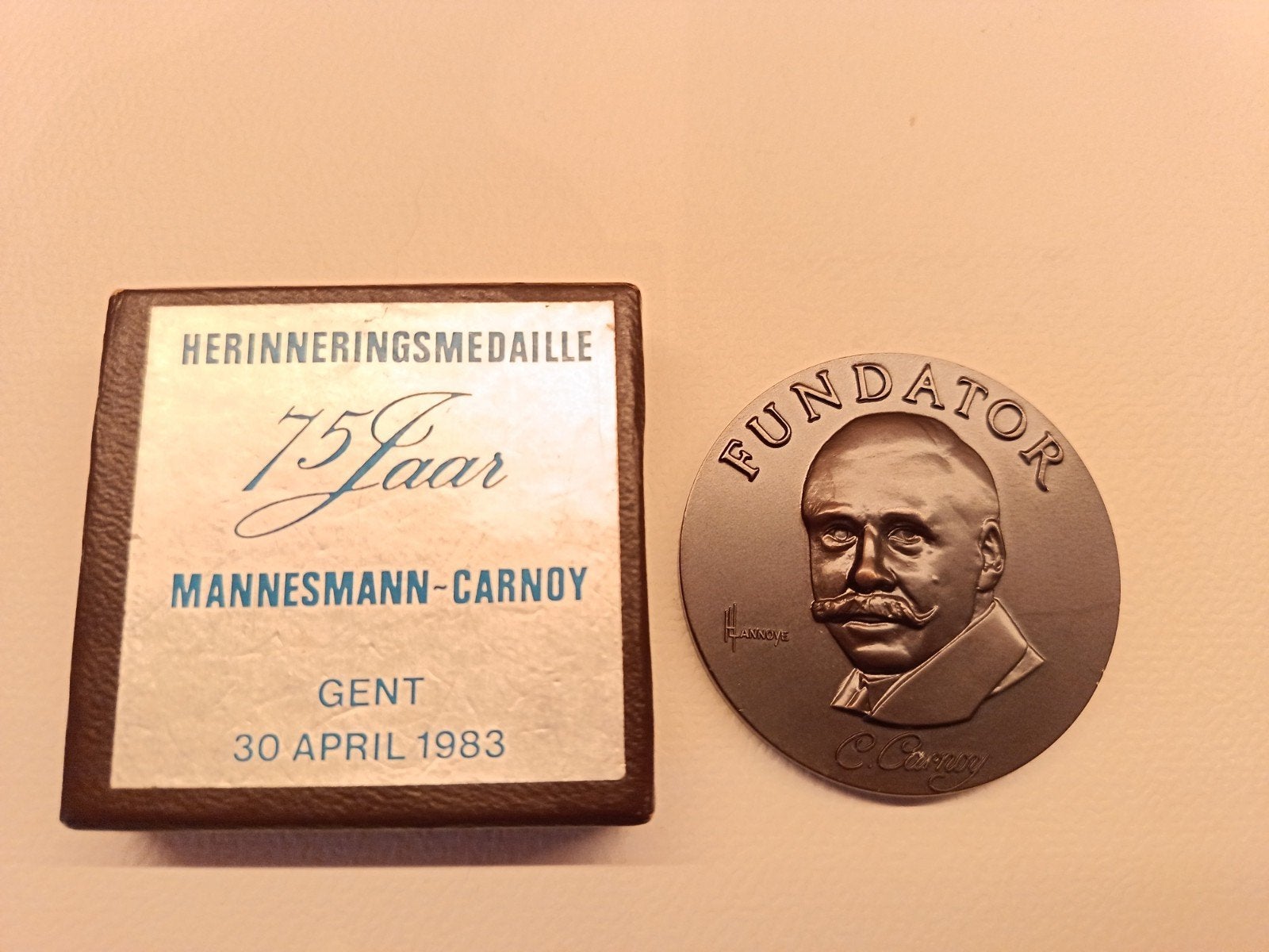 Gent, Mannesmann-Carnoy, Postzegels en Munten, Penningen en Medailles, Ophalen of Verzenden, Brons