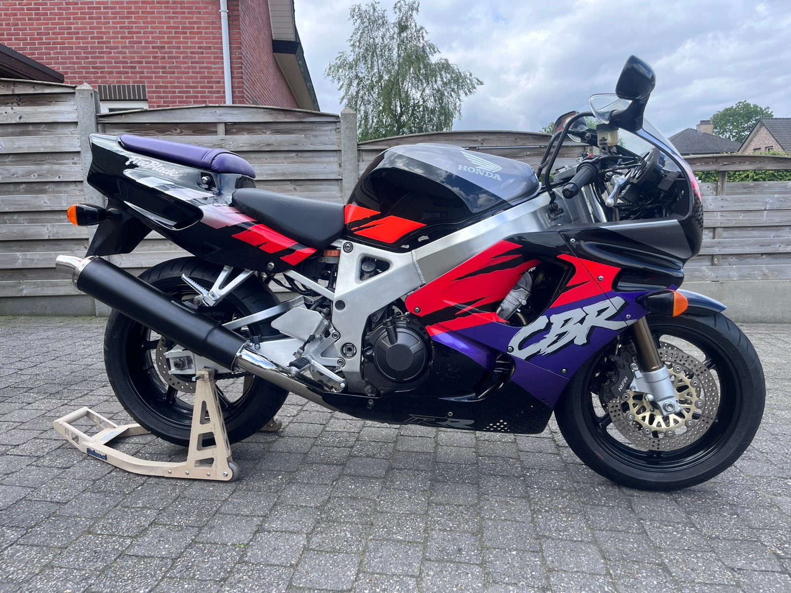 Honda CBR900rr  fireblade 1993, Particulier