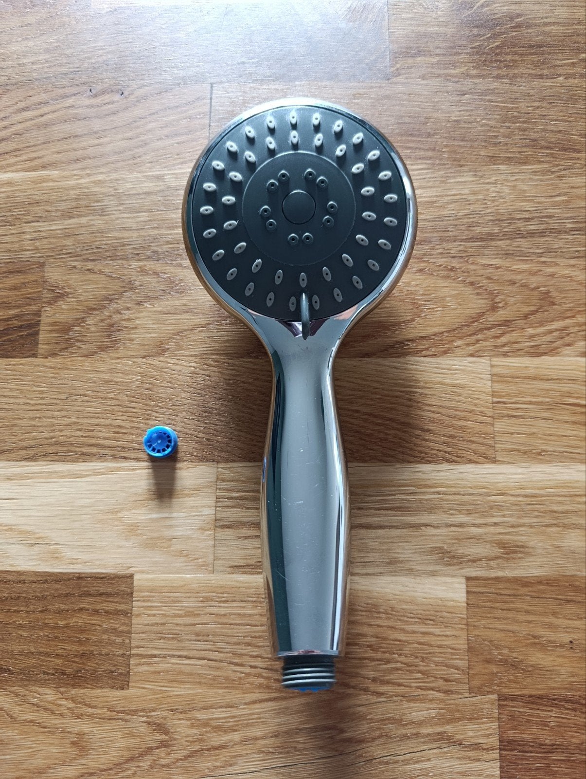 pommeau de douche aquavive giona, 3 jets, quasi neuf, éco, Ophalen, Zo goed als nieuw, Chroom, Overige typen